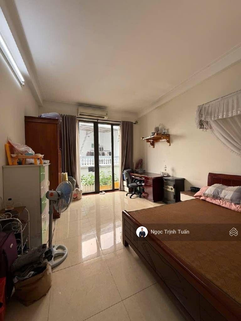 203 Kim Ngưu - Ô tô đỗ cửa - Ngõ thông kinh doanh thoải mái - 40m2 x4 Tầng - Chỉ 10,8 tỷ