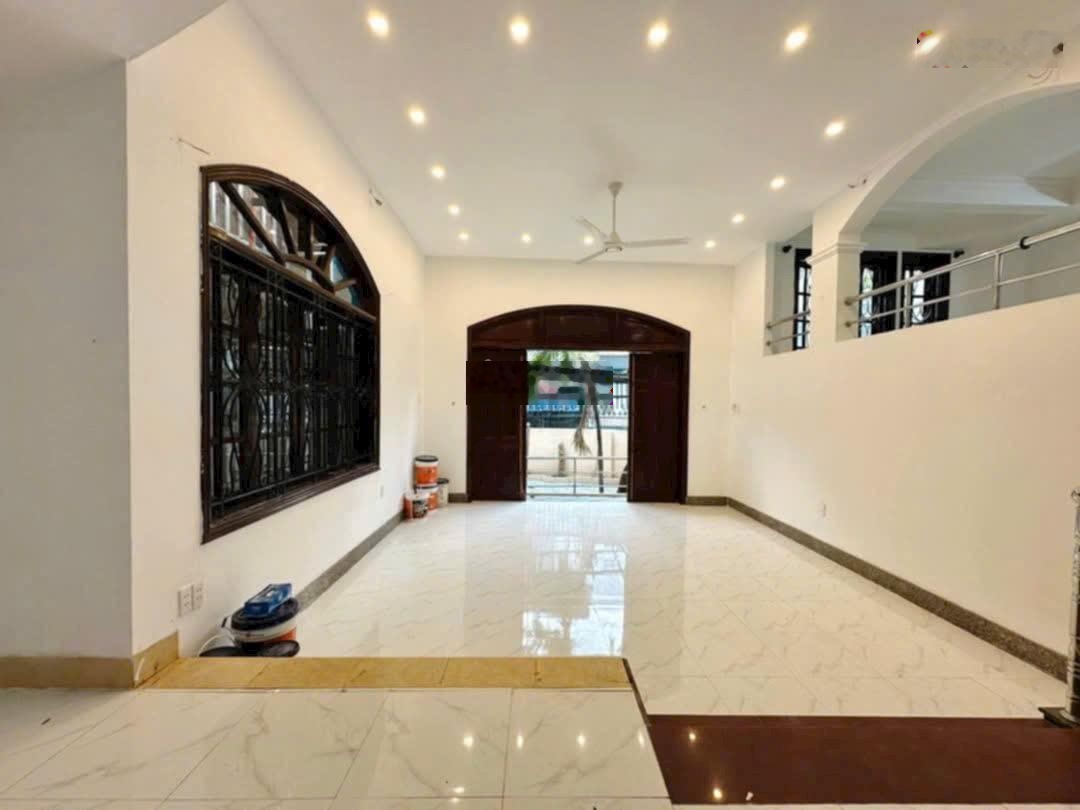 Gấp bán nhà 4 tầng - hẻm xe hơi Nguyễn Hữu Cảnh - 165m2 - giáp Quận 1 - nhỉnh 15 tỷ TL