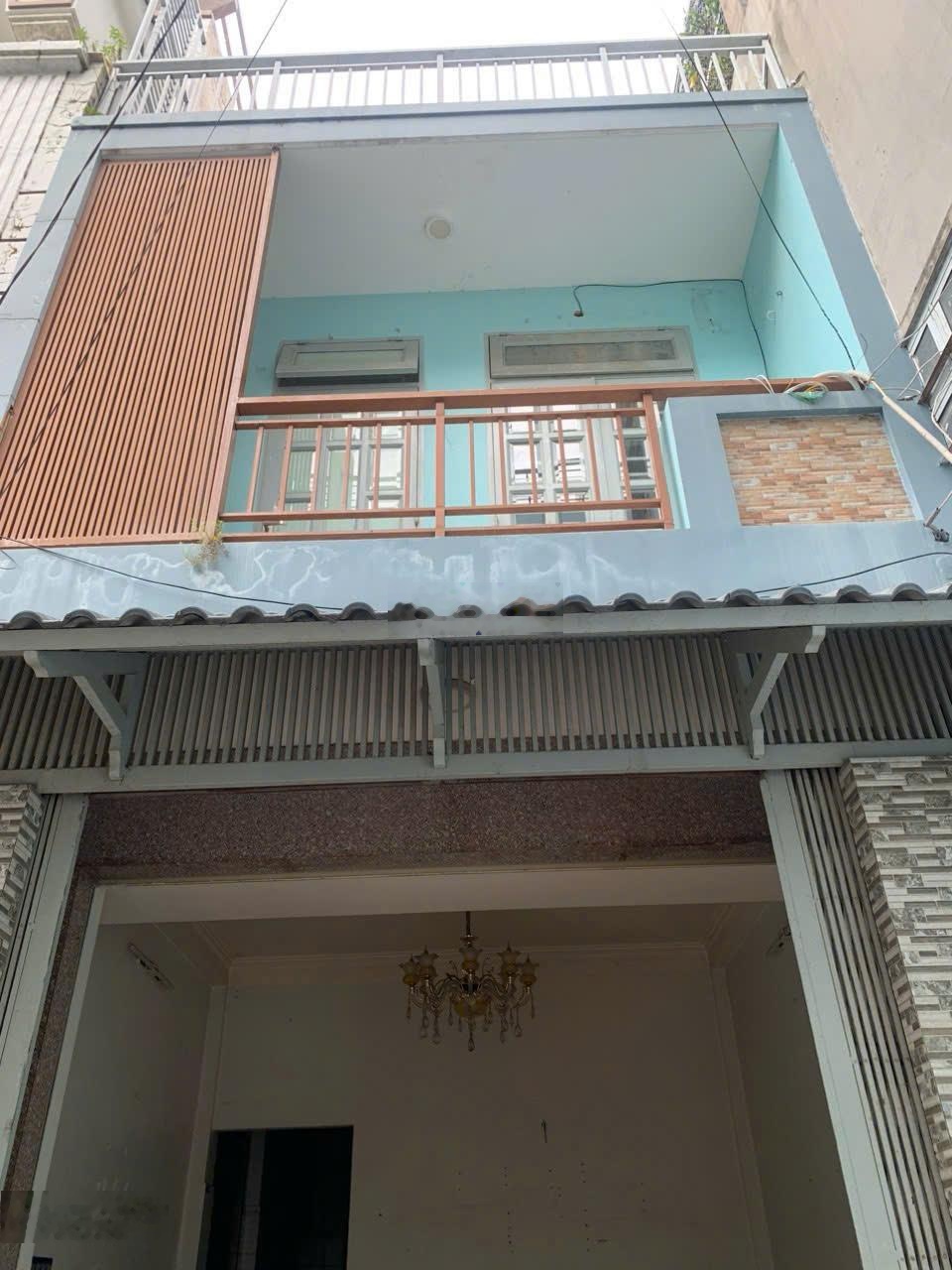 Bán nhà riêng tại Đỗ Thừa Luông, Tân Quý, Q.Tân Phú, 4,5x12 , 2 lầu, giá chỉ hơn 6 tỷ mà còn tl