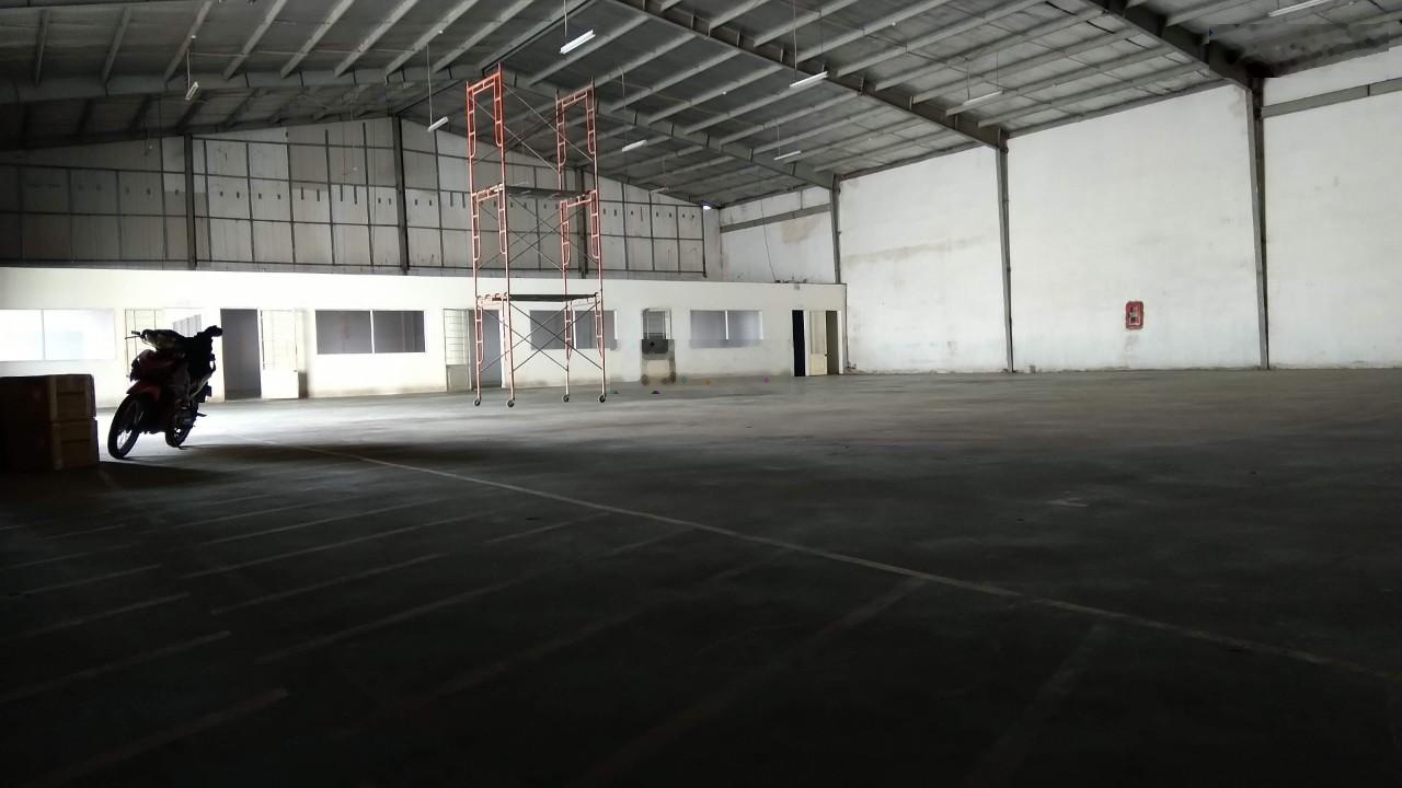 Cho thuê kho xưởng 1600m2 trong KCN Lê Minh Xuân, Bình Chánh. PCCC, Trạm hạ thế. Giá 80k/m2