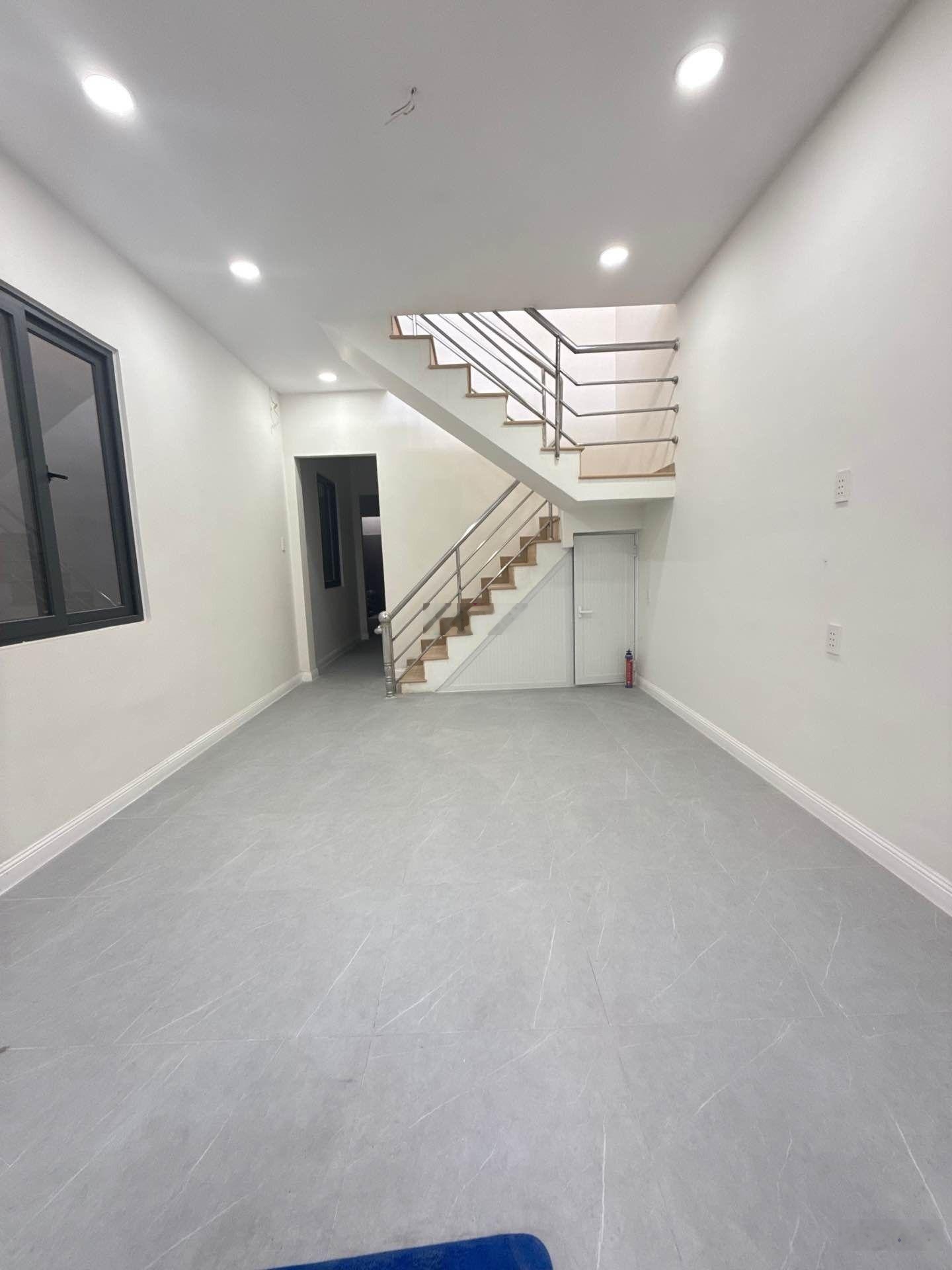 Nhà chính chủ đông hưng thuận - quận 12 - 4pn - 4t7 thương lượng