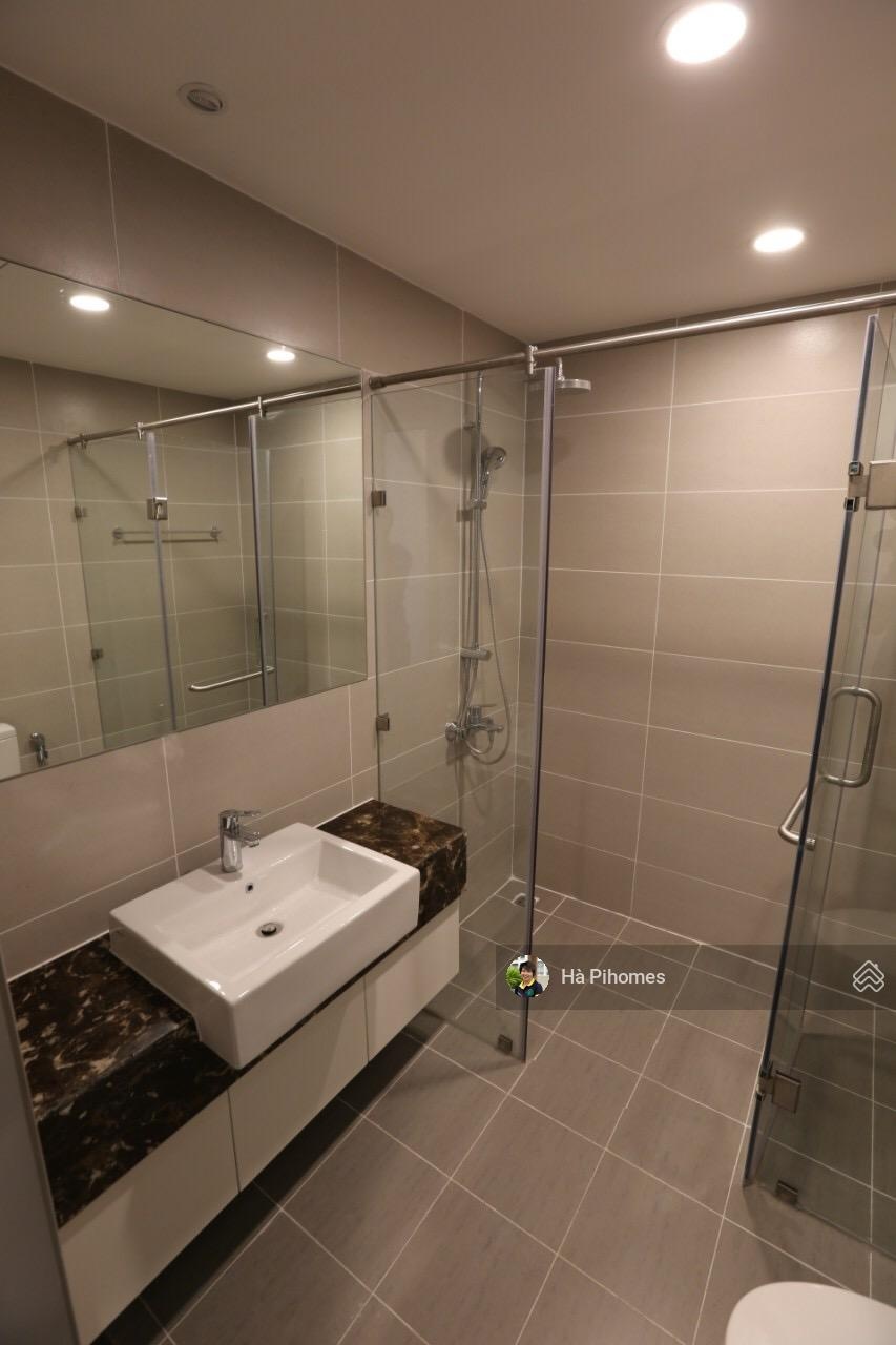 Hàng hiếm căn hộ 3PN 3WC 2 ban công VVIP The Gold View, 33 triệu nội thất cao cấp hiện trống ở ngay