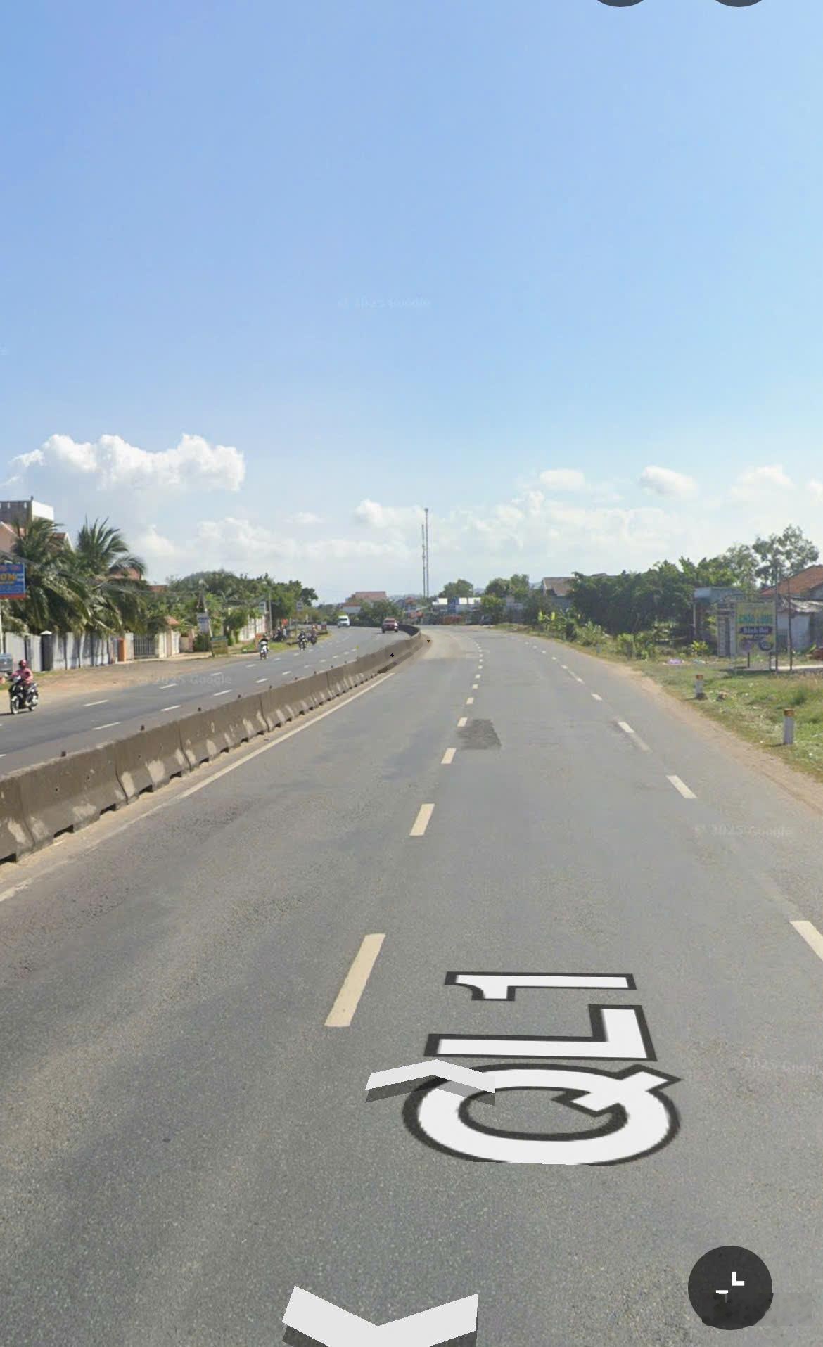 Bán đất mặt tiền Quốc lộ 1A, Vạn Hưng Vạn Ninh phù hợp kinh doanh