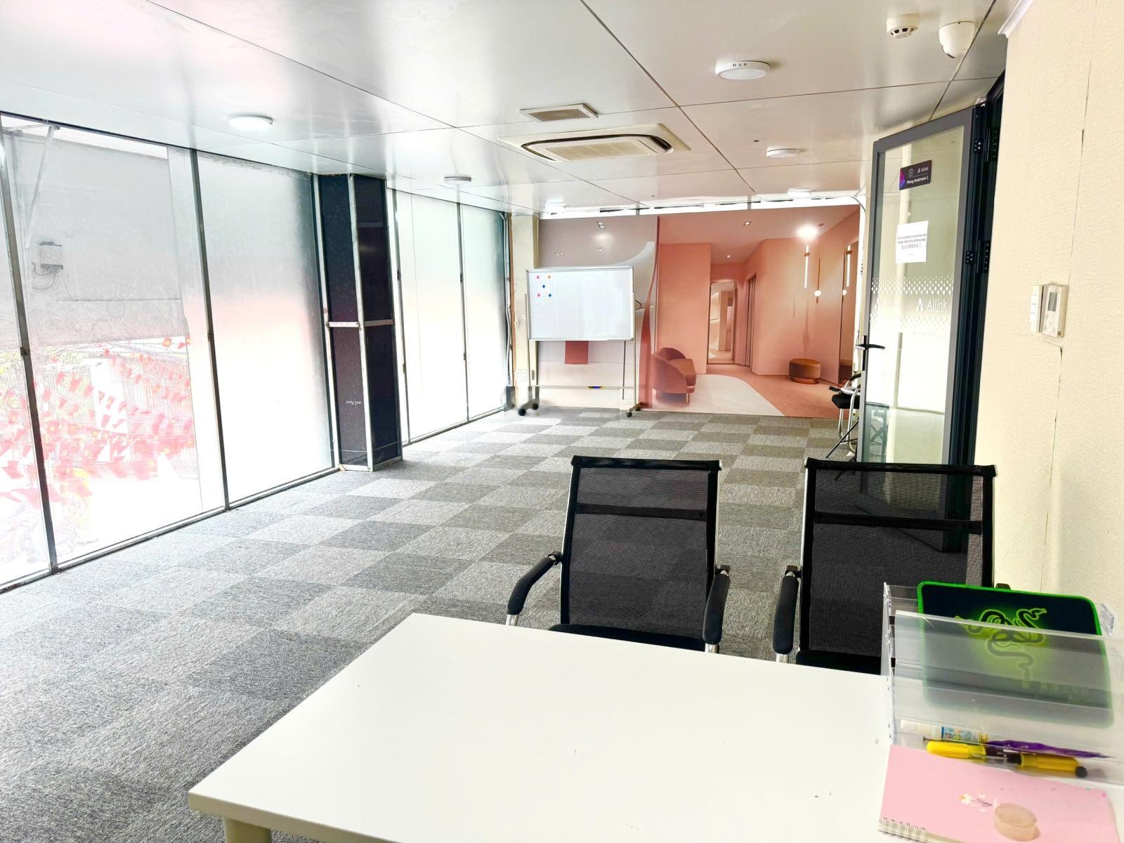 "[Flash Sale] Văn phòng 160m2 Phan Đăng Lưu - Giá siêu tốt 42tr - Có option nội thất LH 0707062268"