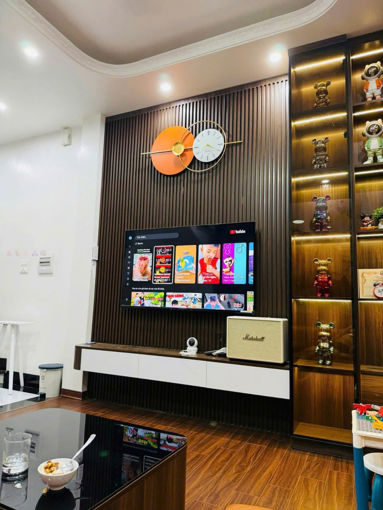 Nhà đẹp Phú Diễn - Ngõ rộng thoáng - 2 mặt thoáng - Ô tô 5 tạ đỗ cửa