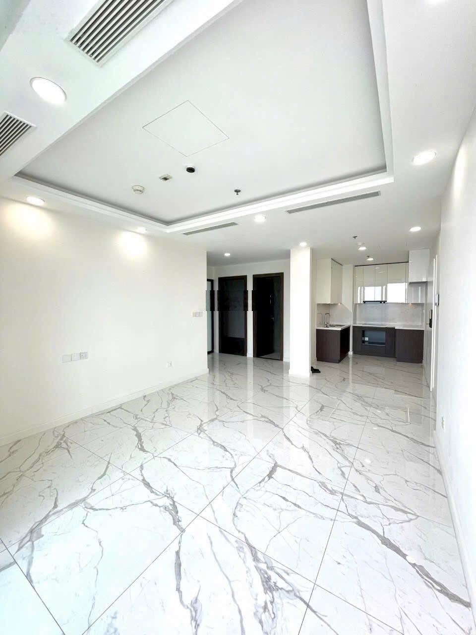 CHO THUÊ NGAY SUNSHINE SKY CITY Quận 7 85M2 Nội Thất Cơ Bản 2 Phòng Ngủ 1 Kho 2 WC