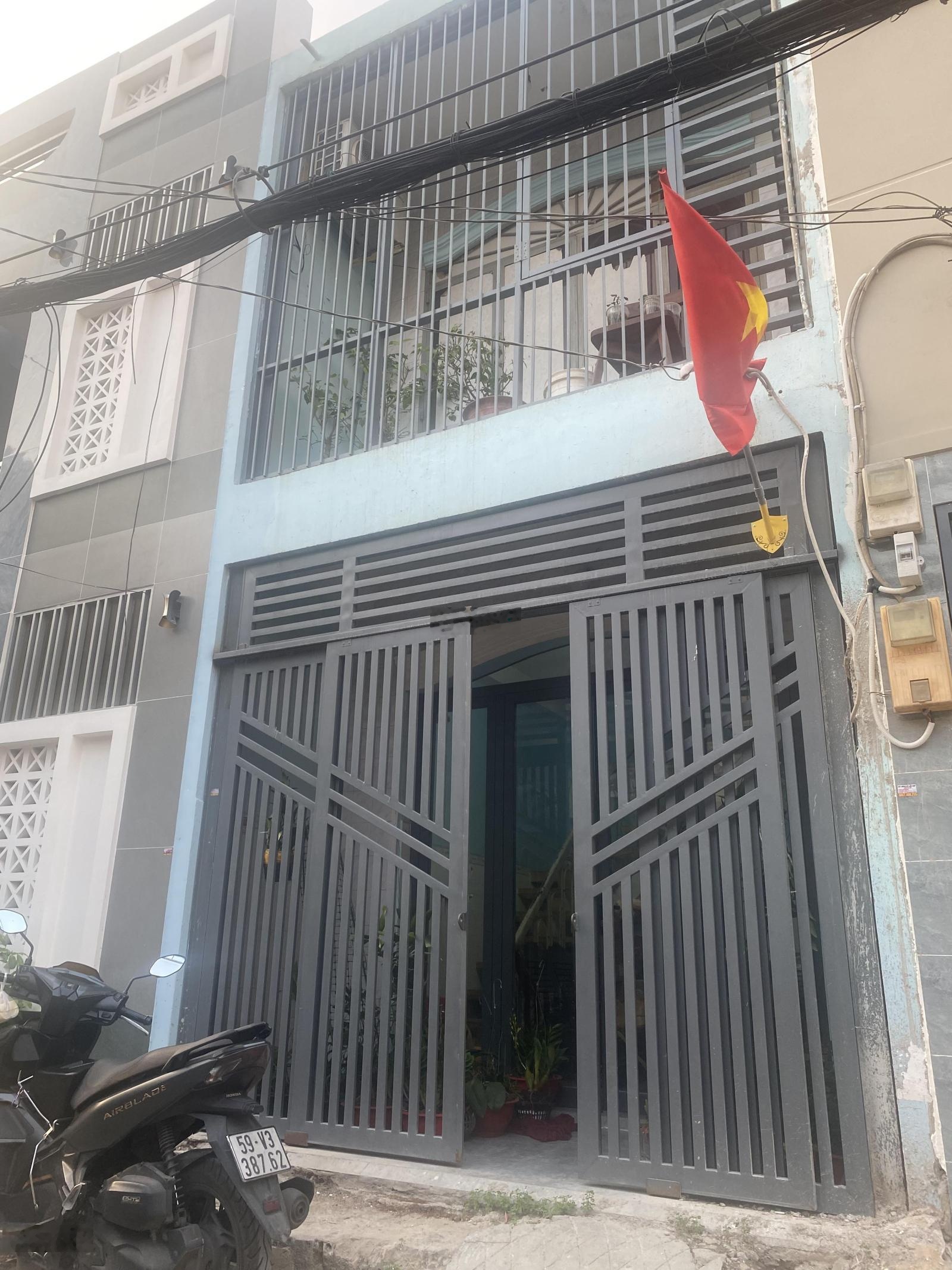 Cho thuê nhà chính chủ, 405/16 Nguyễn Oanh, Giá 8tr/tháng, 2 PN, 2 WC, máy lạnh, NL mặt trời.