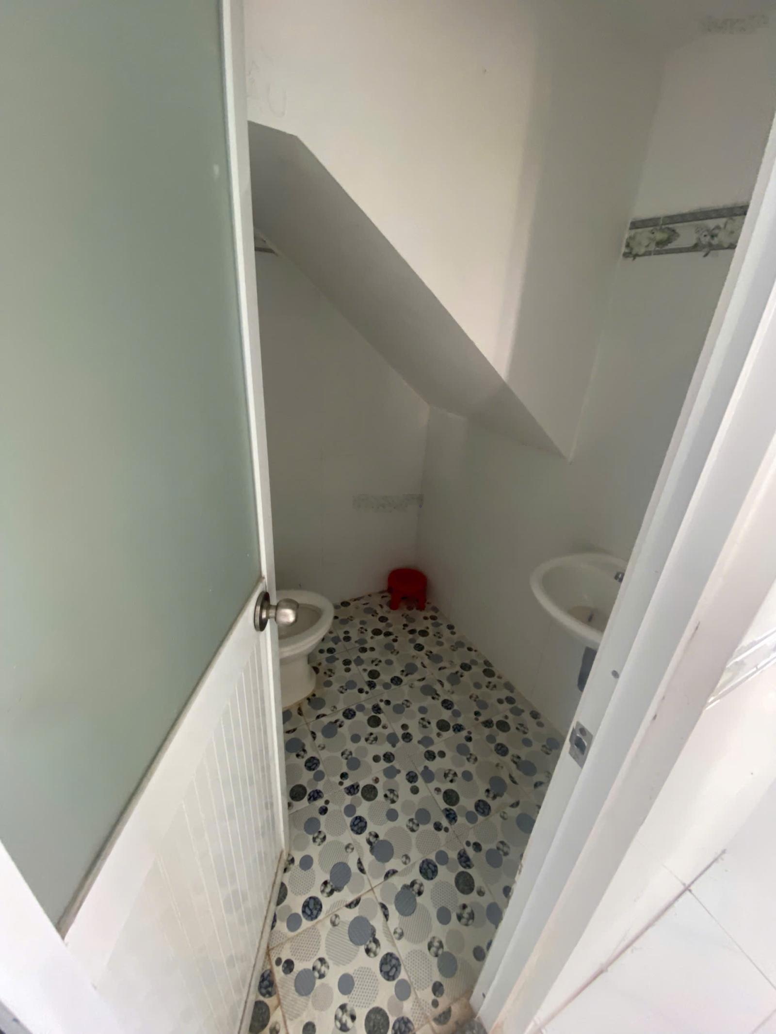 Nhà riêng chính chủ giá chỉ 765tr kiên cố sang tên ngay pháp lý chuẩn