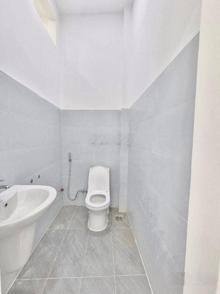 Gấp Bán Nhà Nguyễn Thị Thập - Ngang Đẹp 5M Nhà Mới 2 Tầng- Ngay Trường ĐH Tôn Đức Thắng- Lottemart