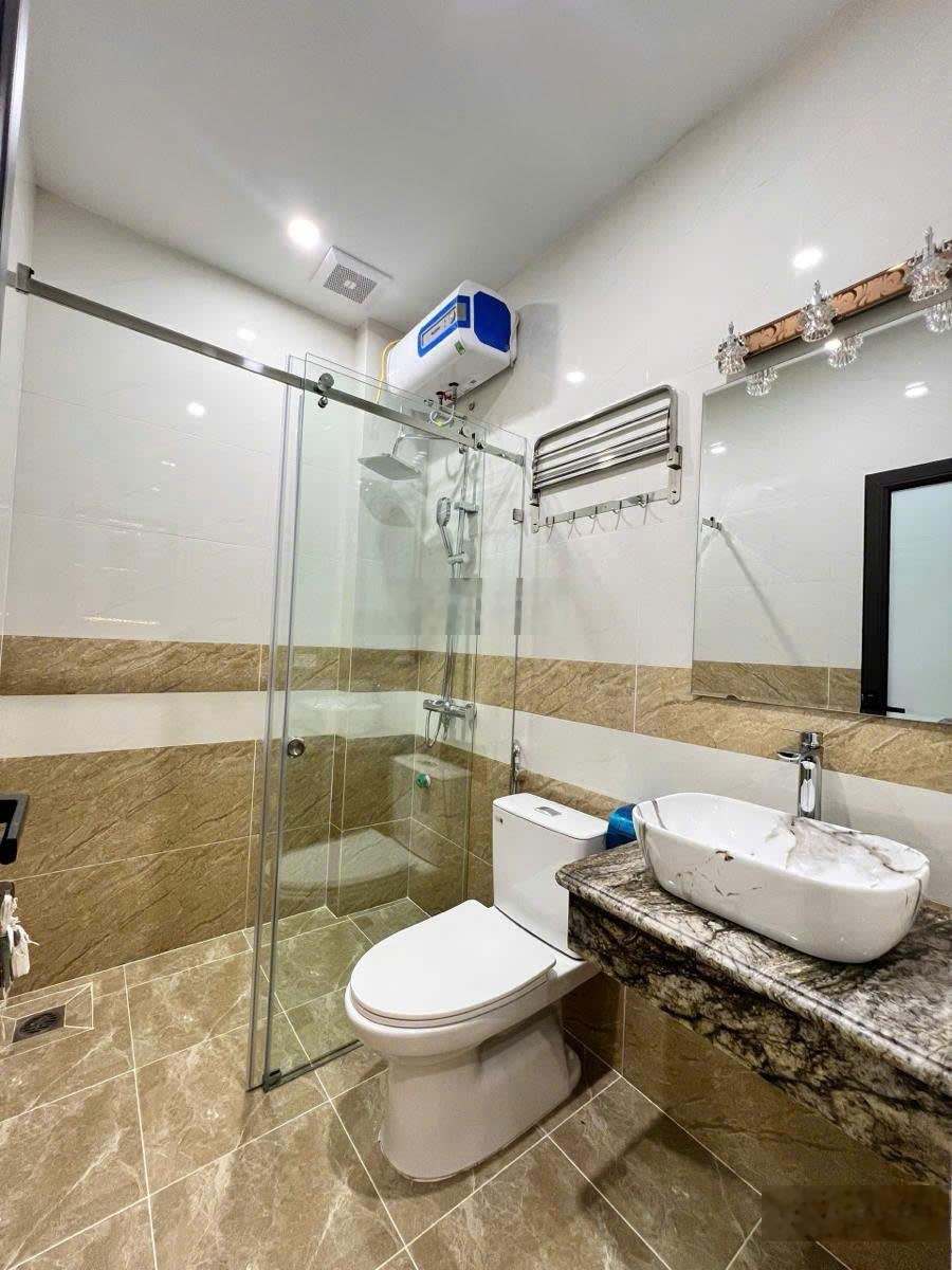 Hoa hậu Hoàng Văn Thái, 39m2, 6 tầng thang máy, ngõ ôtô tải qua, lô góc 2 thoáng giá 9,2 tỷ có TL