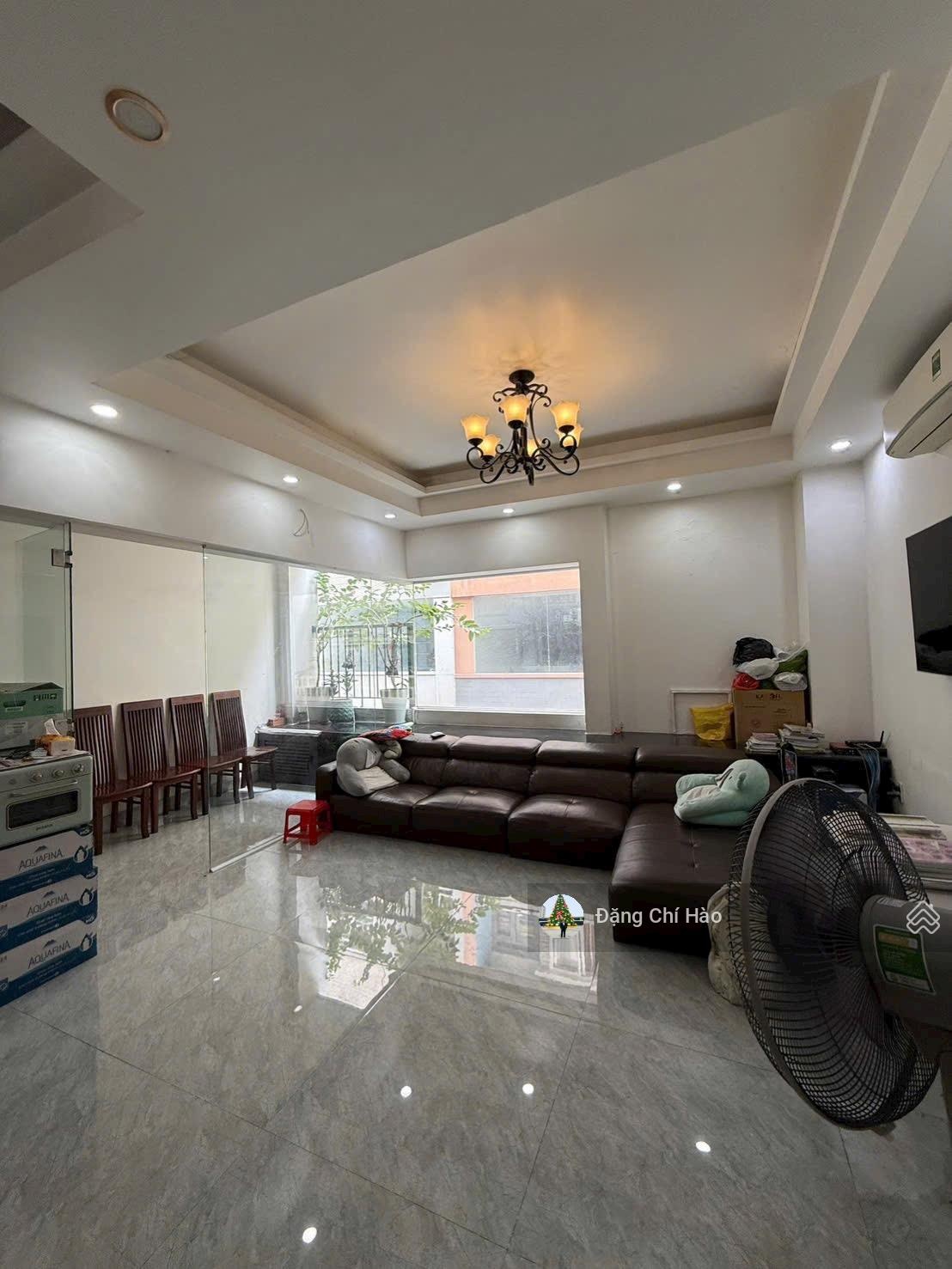 Nhà mới hẻm xe hơi 7 chỗ Lạc Long Quân - ngang lớn 6m, 5 tầng - tặng nội thất cao cấp