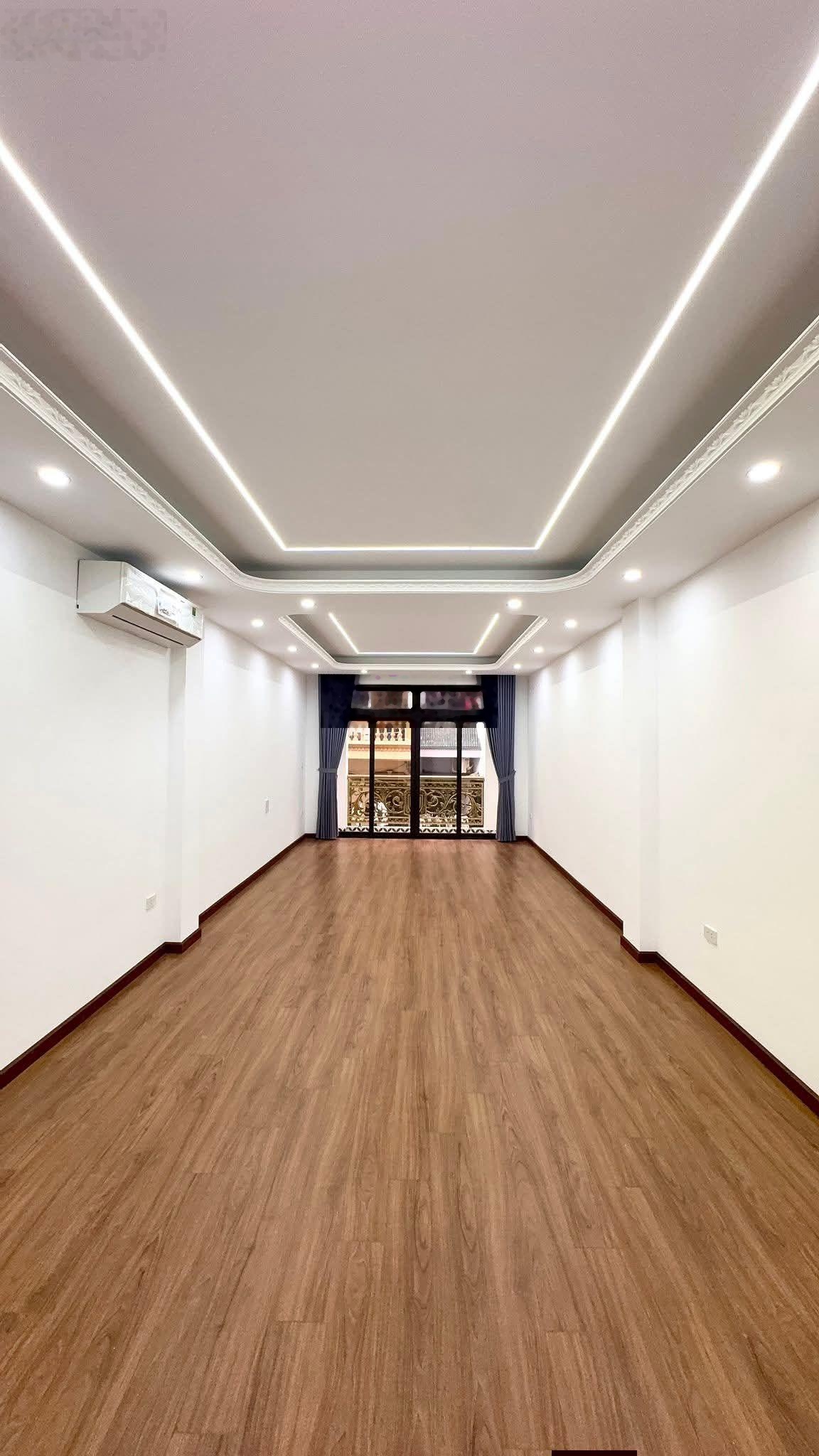 Phân lô - kim đồng 55m2 7 tầng thang máy - ô tô tránh - vỉa hè - vừa ở vừa kinh doanh 23.5 tỷ