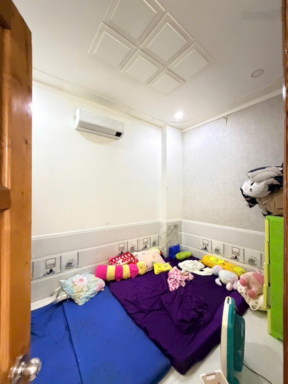 Bán nhà 1t1l (dt: 64m2) sổ riêng thổ cư 100% đường nhựa 6m kdc vip hoá an. giá chỉ 3,1 tỷ