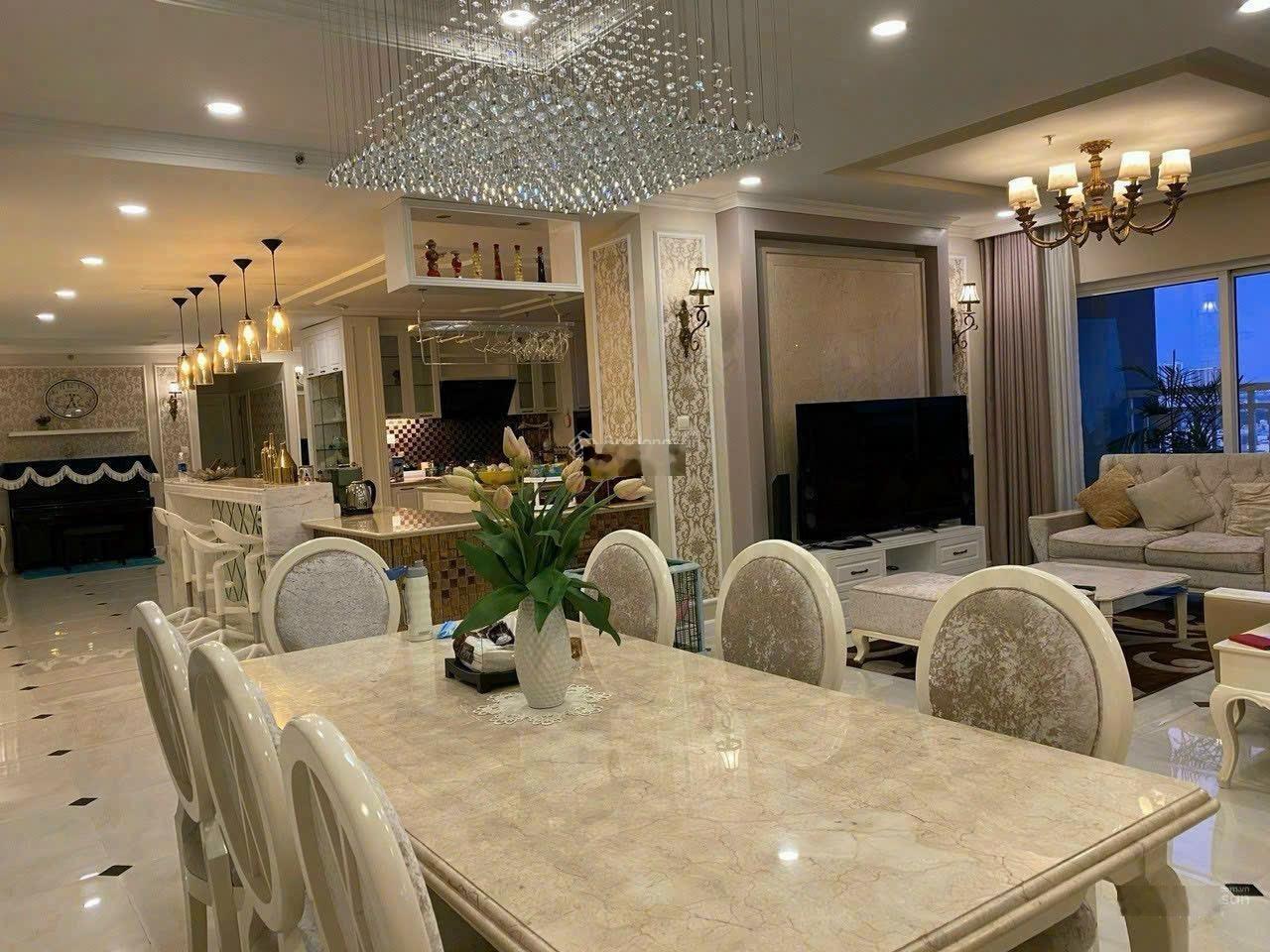 Căn hộ 270m - 5pn - 70triệu - nhà đẹp tại sunrise city quận 7 . lh 0909982311 thư