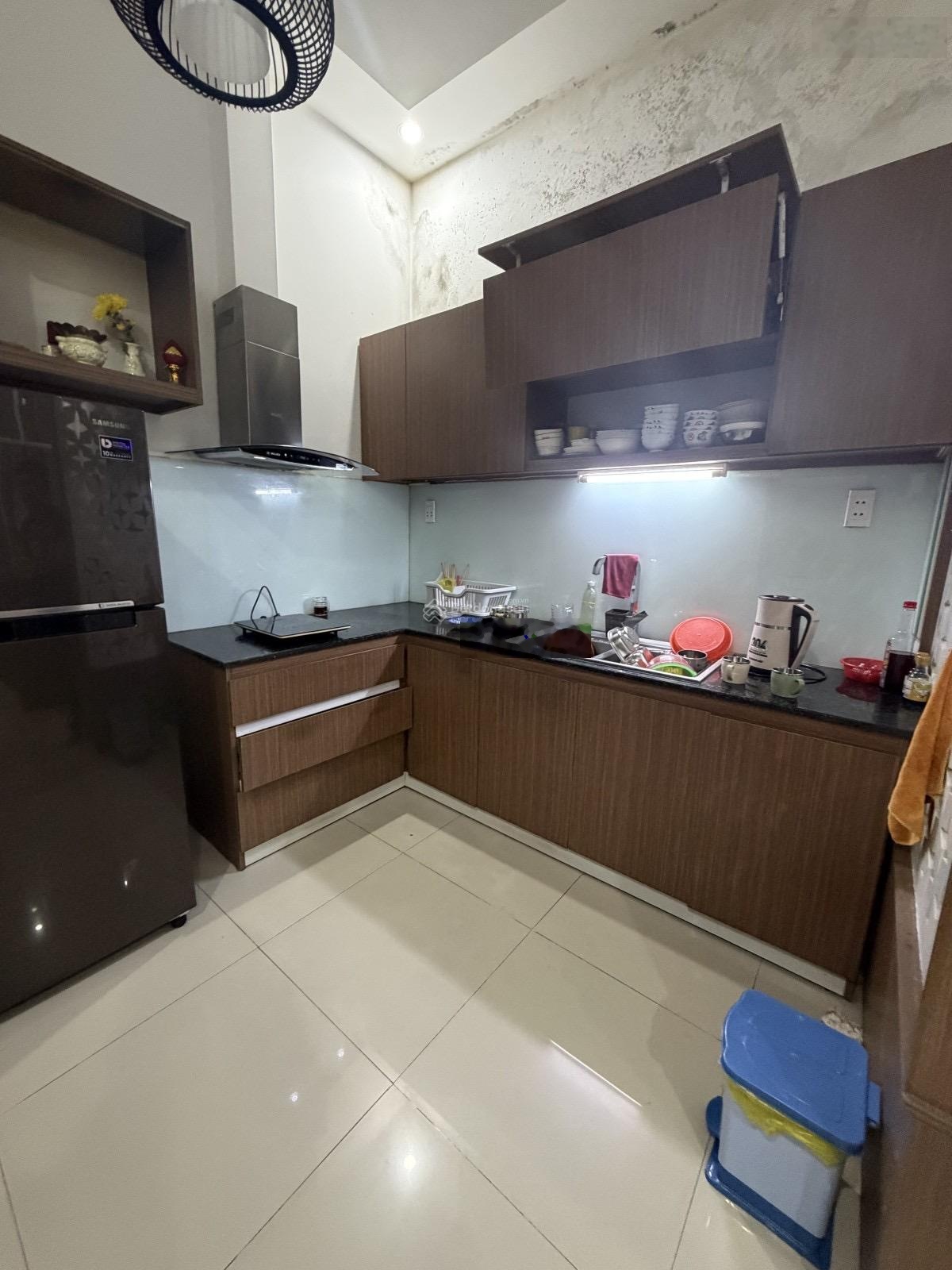 Hot hot. chủ giảm 1 tỷ cần tiền bán nhanh lô góc 2 mặt tiền, ngang gần 7m, đường lê hữu trác.