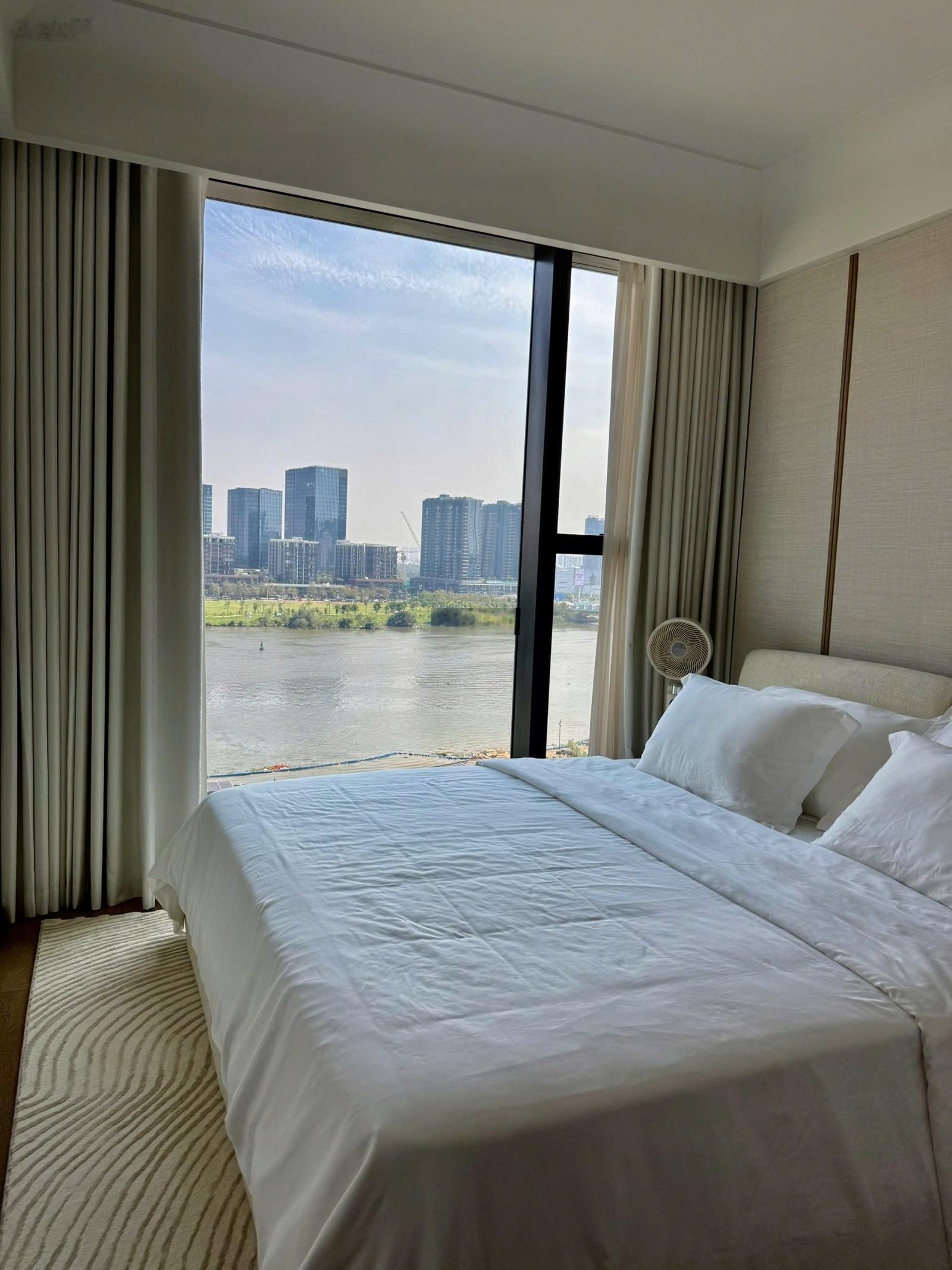 Căn hộ 2PN, 2WC tại Grand Marina Saigon, giá ưu đãi 52 tỷ, 83m2