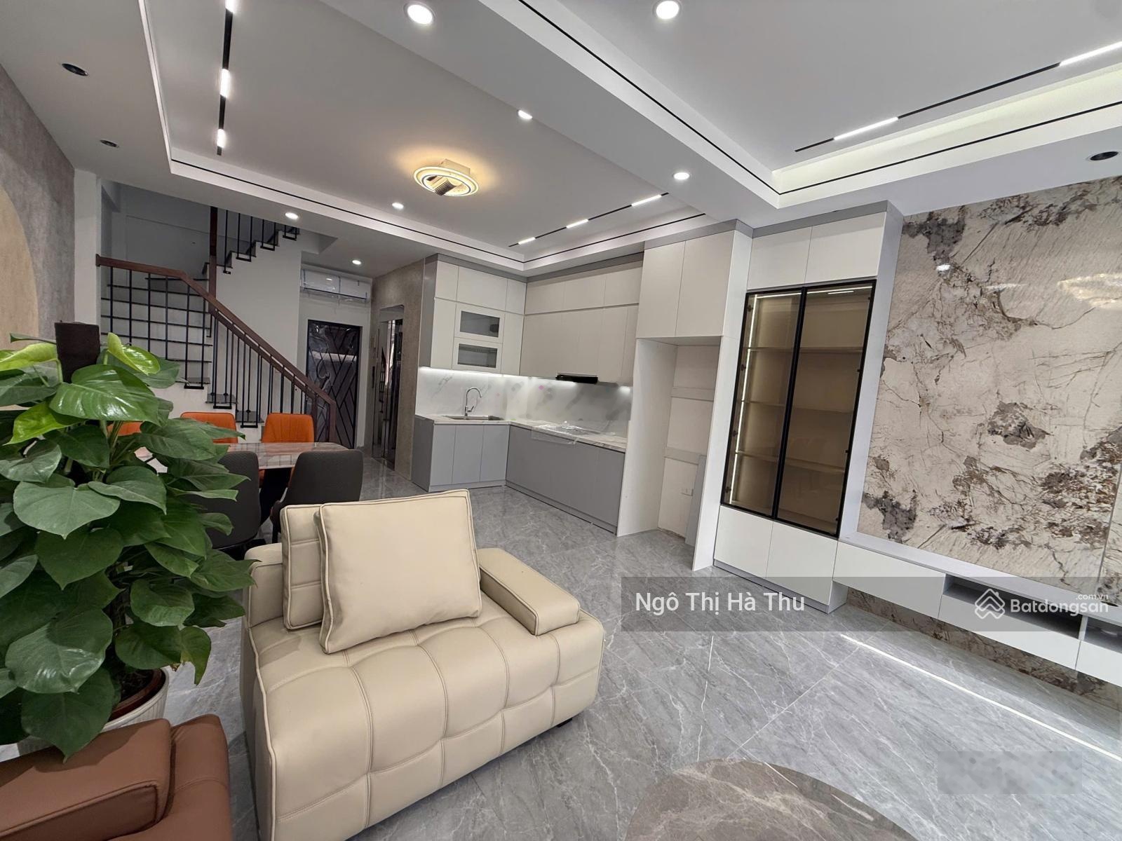 12.x tỷ siêu phẩm ngọc thuỵ nhà mới tinh thang máy full nội thất 66m x 5 tầng mới tinh