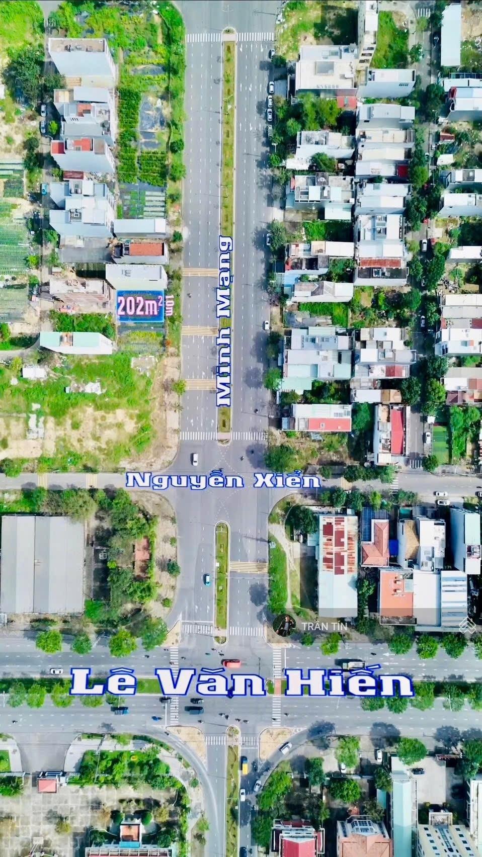 Cặp đất đường Minh Mạng.Thông thẳng ra bãi tắm Sơn Thuỷ. Phù hợp xây dựng Khách sạn & Apartment