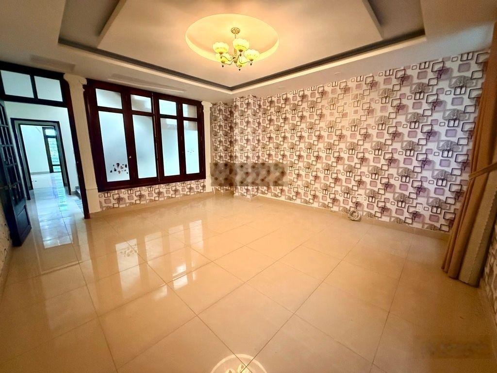 Hiếm -bán gấp nhà tthc dĩ an-mtkd- 75m2- chủ cắt lỗ 9,6 tỷ còn thương lượng.