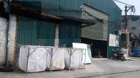 Bán nhà cấp 4. Hiếm có. Diện tích 200m2, mt 8m, xe tải 10 tấn vào nhà. Đầu tư đỉnh.