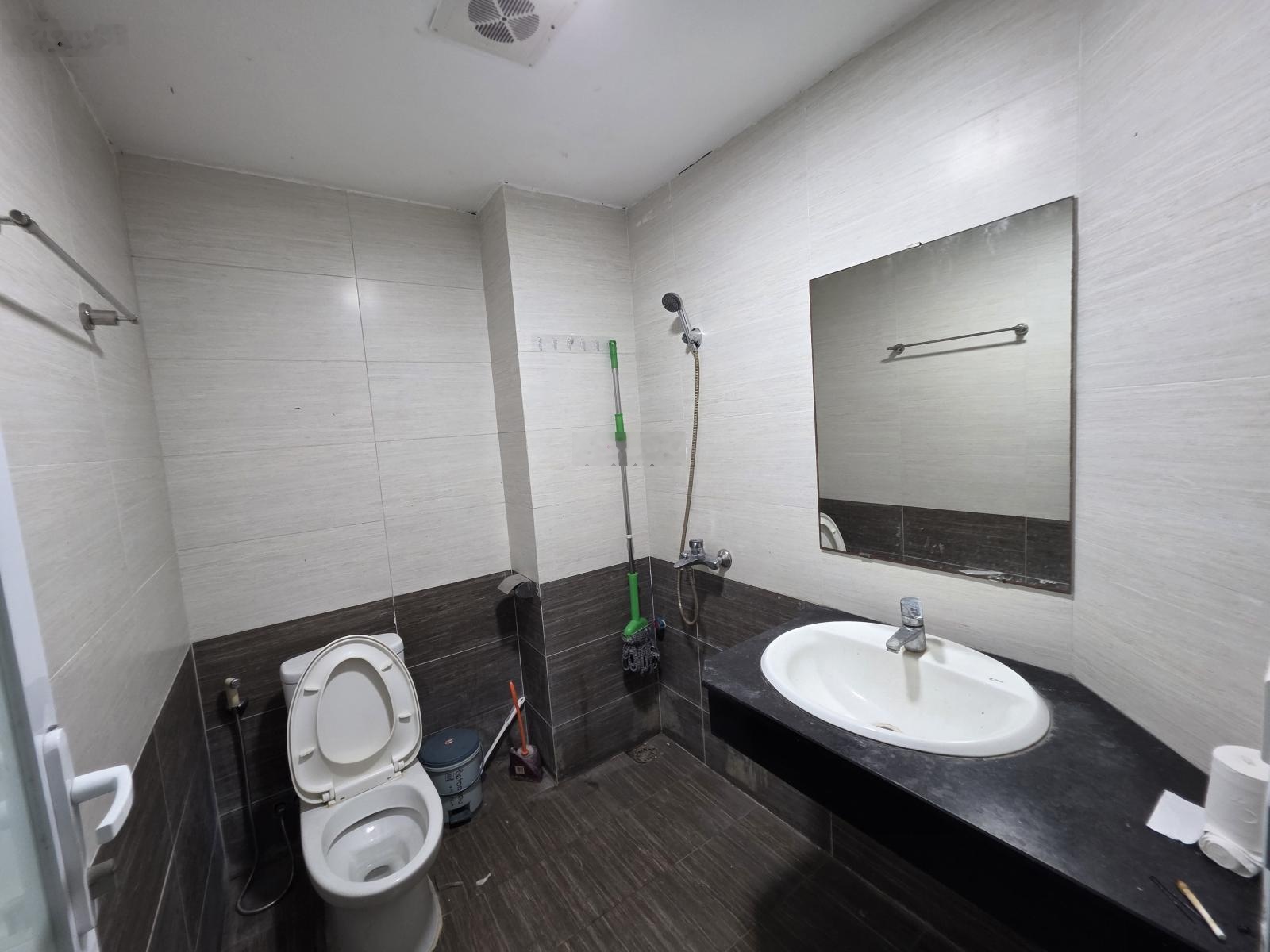 Vị trí kinh doanh đắc địa mặt phố xã đàn 90mx6t,mt5m giá 45 tỷ 2 mặt tiền ô tô tránh vỉa hè rộng