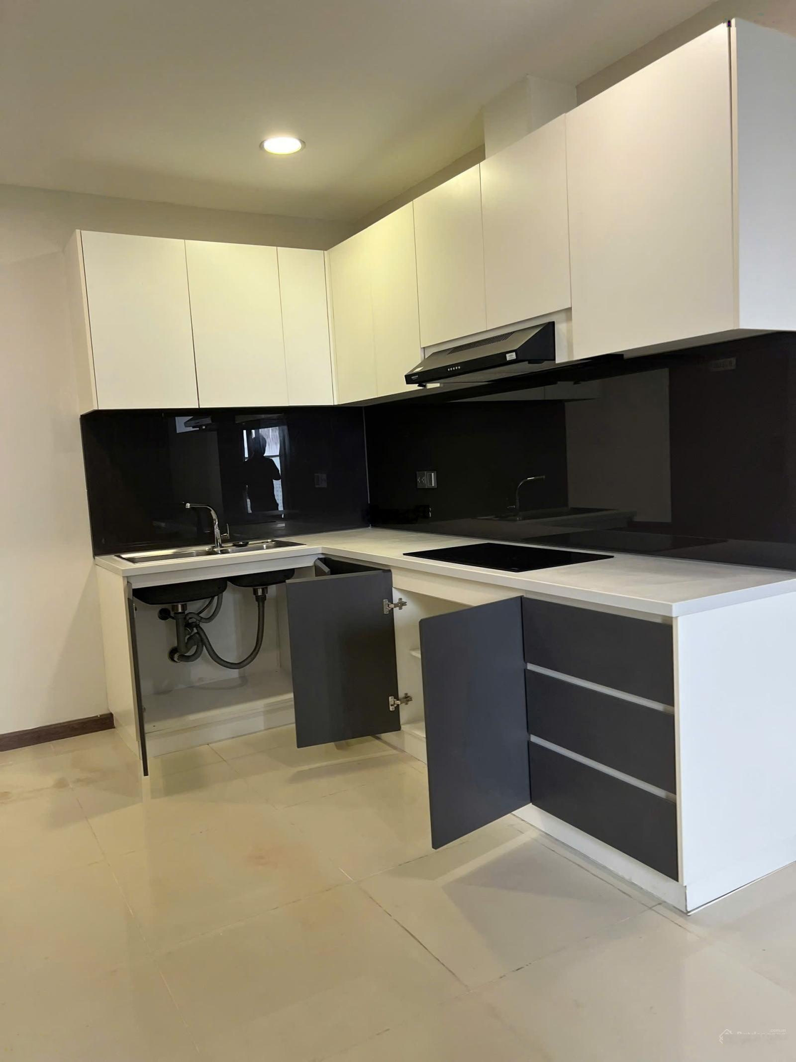 Cho thuê căn hộ 3PN, 2WC, 102m2 tại De Capella, 19 triệu VND, đẹp nhiều tiện ích
