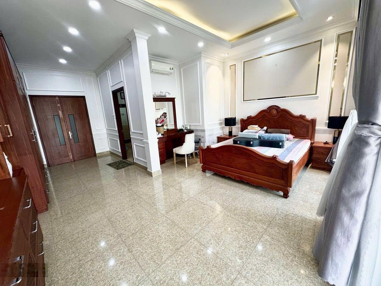 Bán nhà 3 tầng 430m2 mặt tiền đường tam châu, tam phú ngay bệnh viện đa khoa thủ đức chỉ 43 tỷ tl