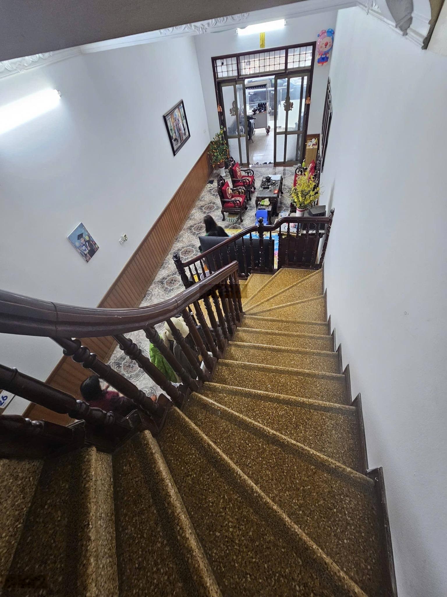Bán nhà 3 tầng mặt phố Quang Trung, Hà Đông 57m2 giá 11,6 tỷ