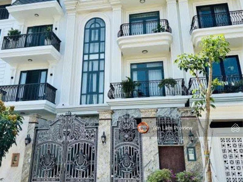 Bán villa Nguyễn Hoàng, Q2 - đối diện Công Viên, nhà mới 100%, 126m², 4 tầng