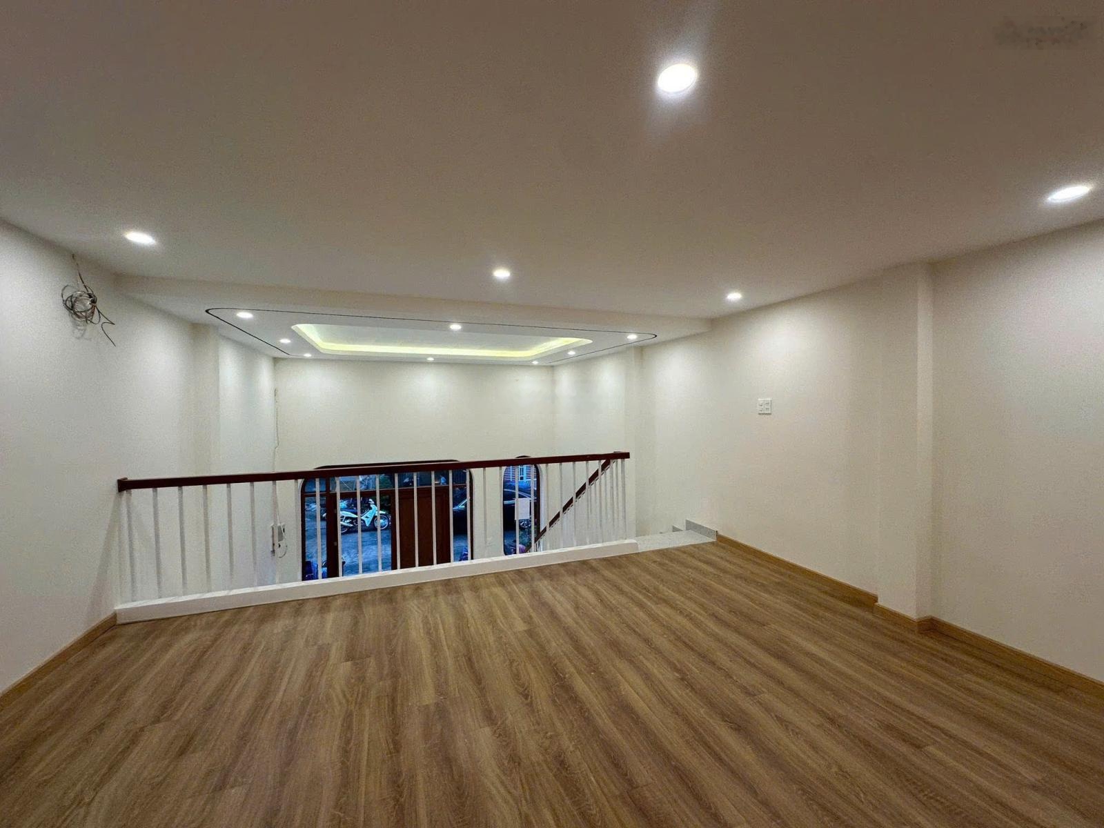 Bán nhà mặt tiền đường Lê Văn Thịnh Gần biển Nguyễn Tất Thành Giá chỉ 5 tỷ 750 Tl
