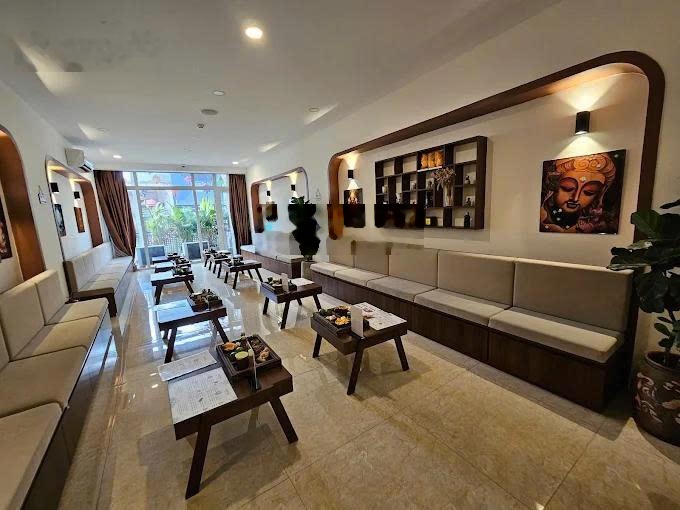 Cho thuê nhà mt đề thám, p. phạm ngũ lão, quận 1 dt 4.2x19m hầm trệt lửng 5 lầu giá 97 triệu