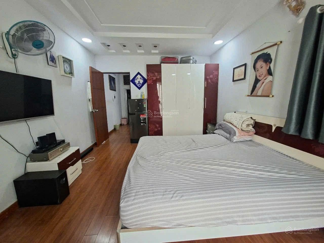 Nhà chính chủ lâu năm 3 mặt hẻm - không lộ giới - ngay trung tâm gv - 46 m2 - 2 tầng - chỉ 5.68 tỷ