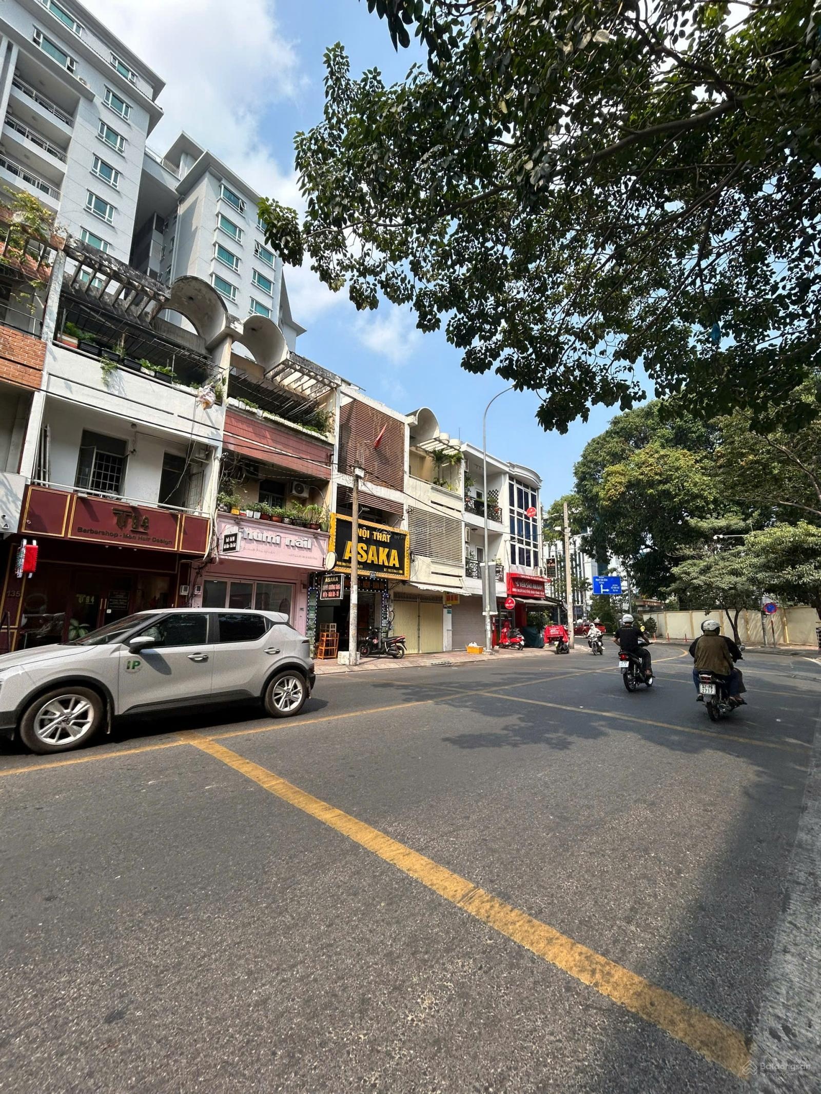 Bán nhà mặt tiền phổ quang p9 phú nhuận góc đào duy anh 18,4 tỷ