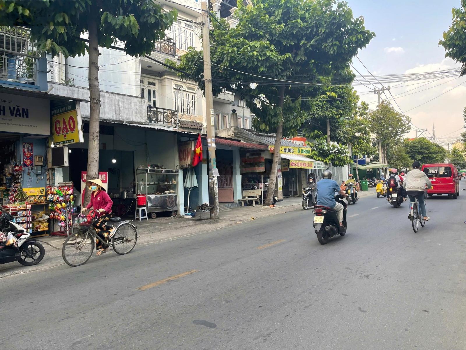 Bán nhà mặt tiền giá nhà hẻm, mặt tiền Huỳnh Thị Hai DT(5x25m) Giá chốt sâu .