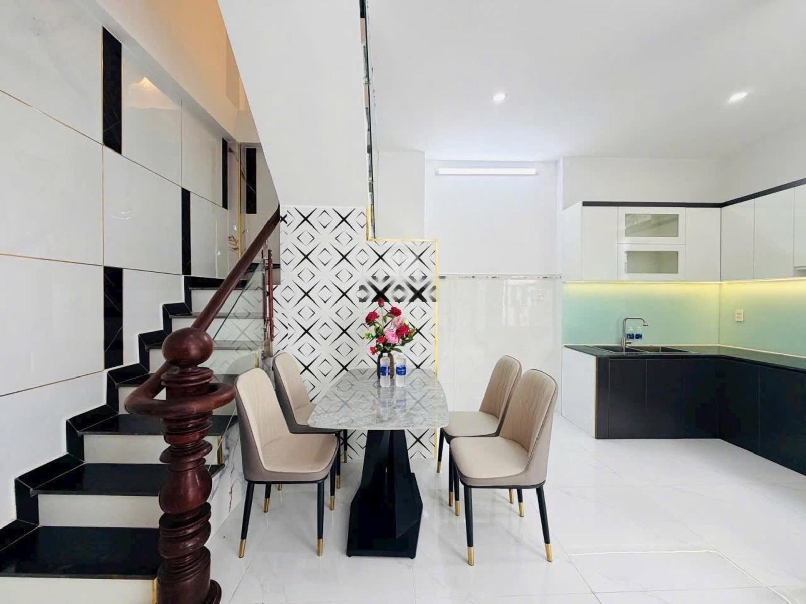 Nhà đẹp Lâm Văn Bền - 51m2 4tỷ7 - 3pn - sát hxh - full nội thất