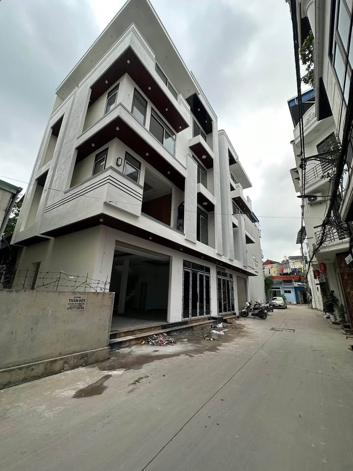 Bán 2 căn 4 tầng xây mới khu vực đường Tô Hiến Thành