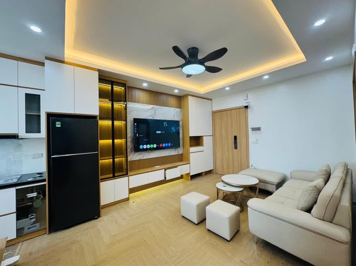 Bán căn hộ N02 Trần Quý Kiên, 3 phòng ngủ, full đồ, giá 6.55 tỷ