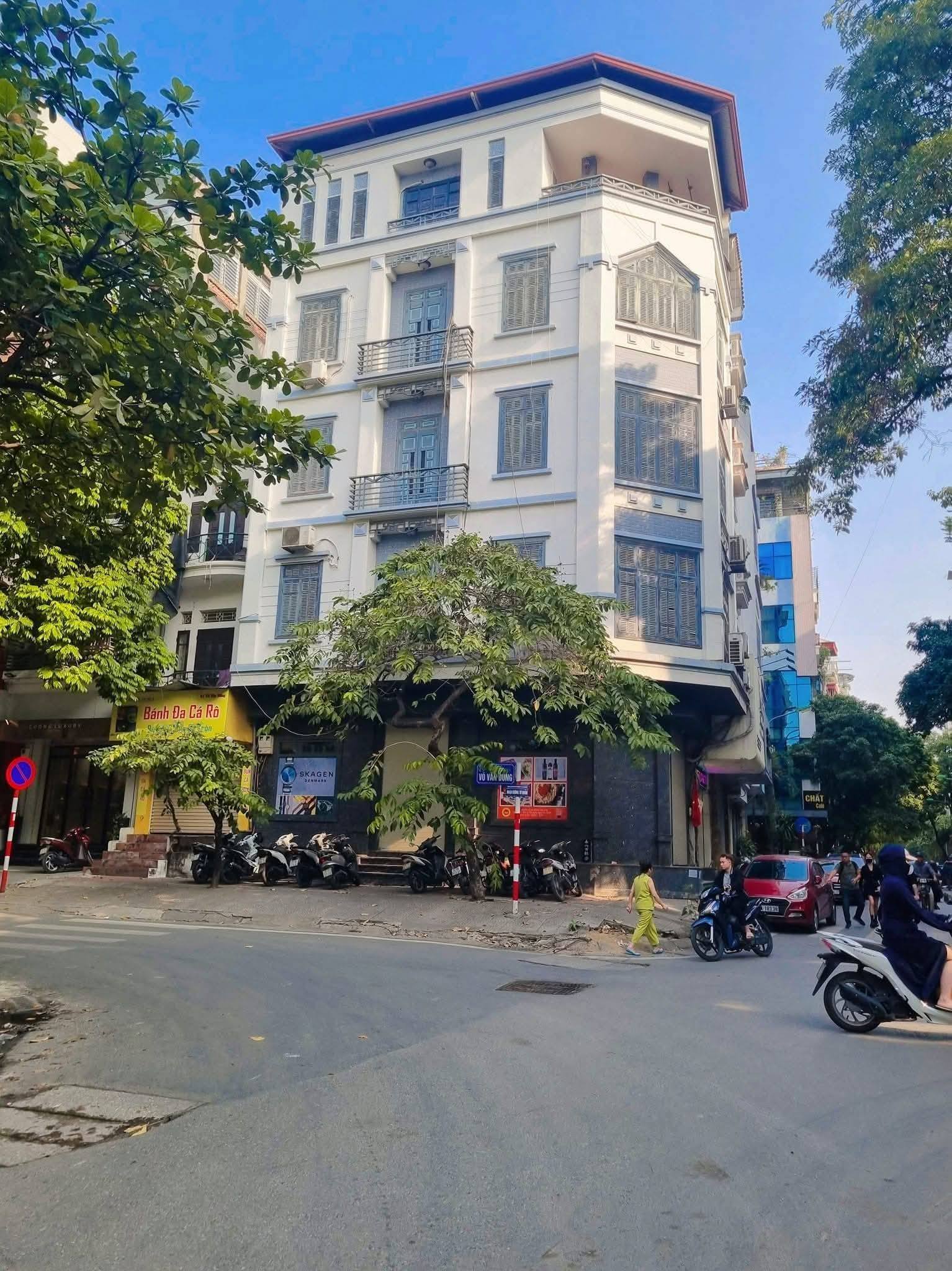 Bán nhà mặt phố Hoàng Văn Thái - Vương Thừa Vũ