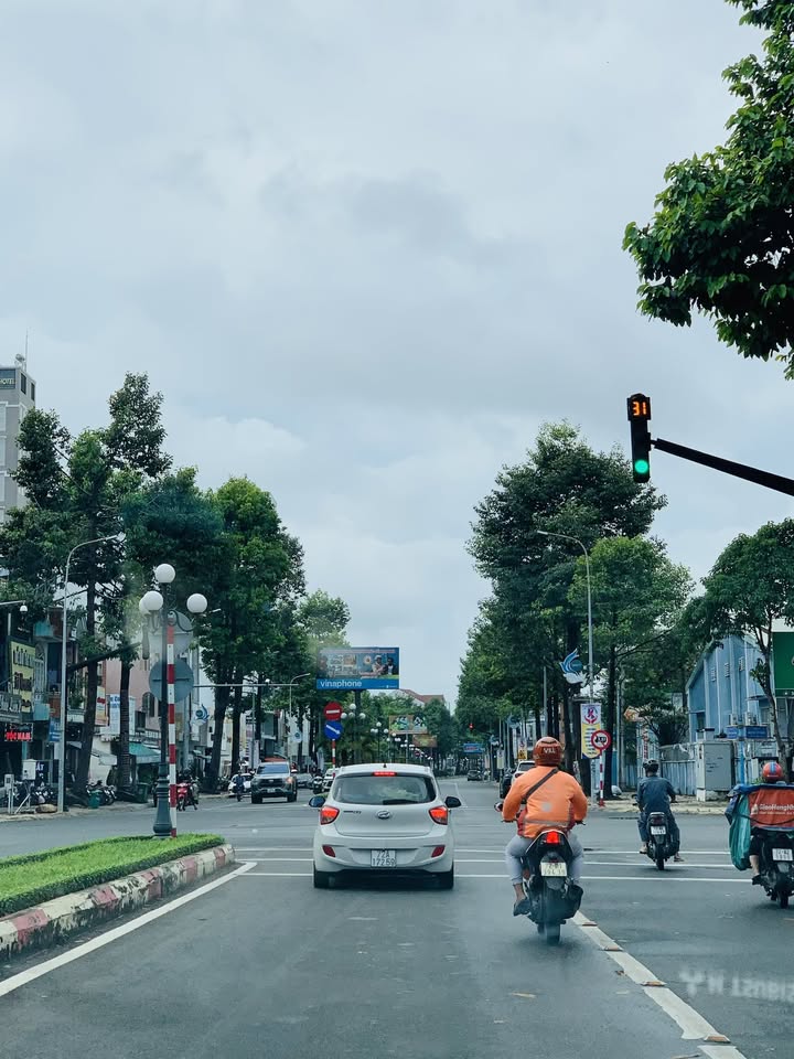 Em có lô đất ngay mặt tiền Long Điền gần biển cần bán nhanh