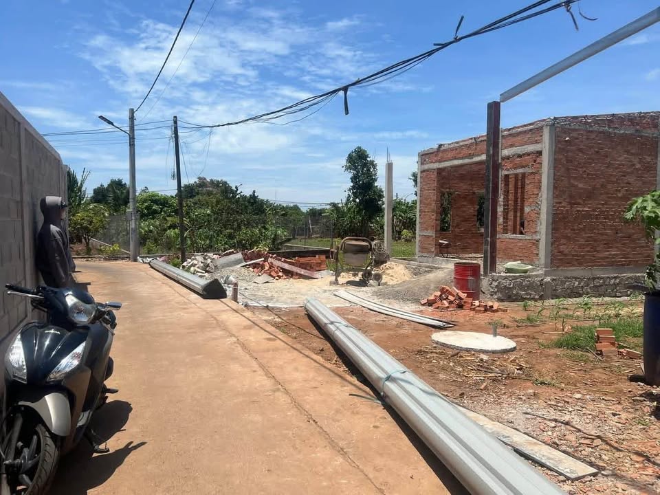 Bán nhà riêng huyện Đất Đỏ, tỉnh Bà Rịa, Vũng Tàu, giá 890 triệu