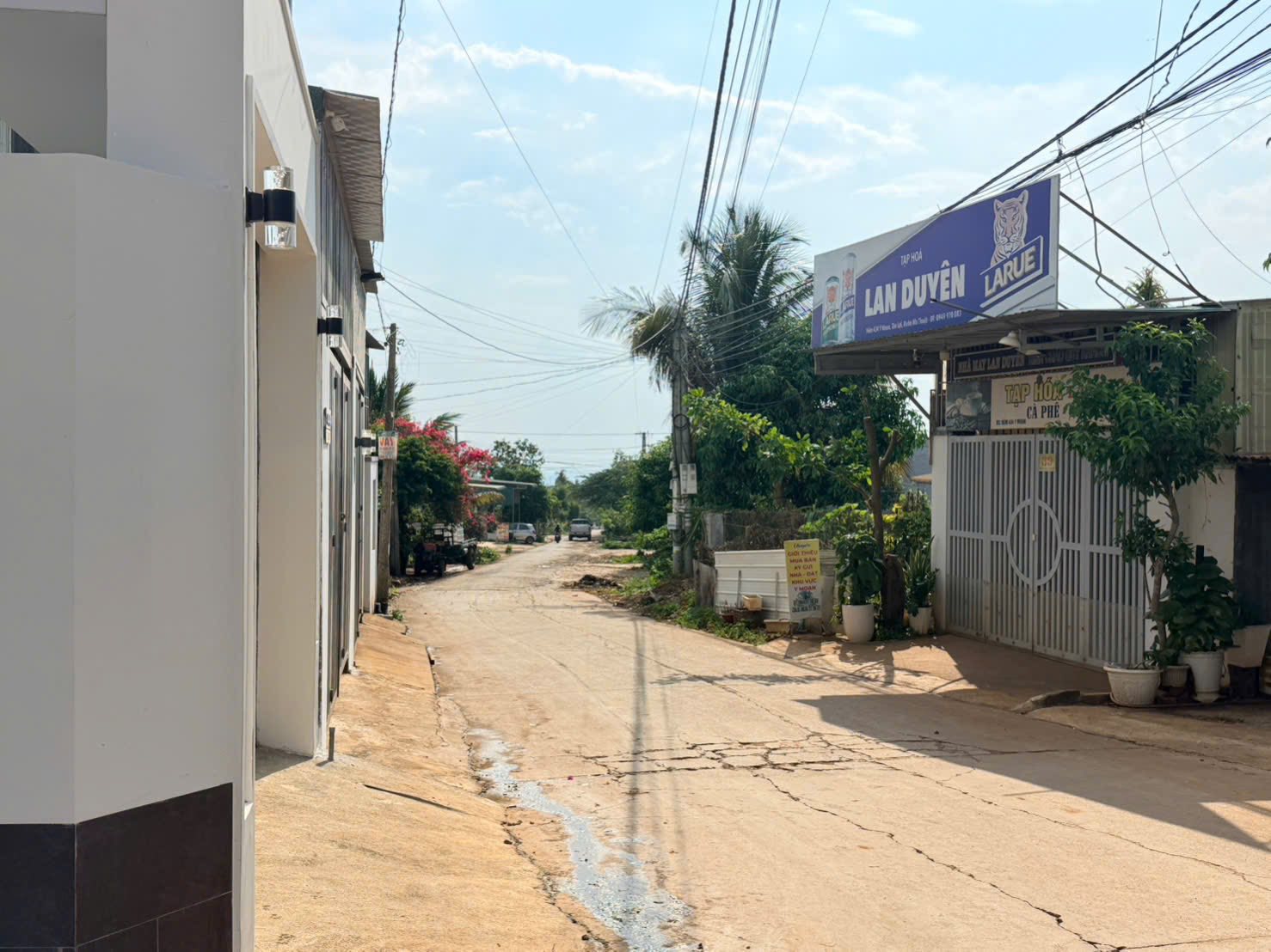 Bán nhà gác lửng tại hẻm 434 Y Moan, thành phố Buôn Ma Thuột, giá 3.6 tỷ