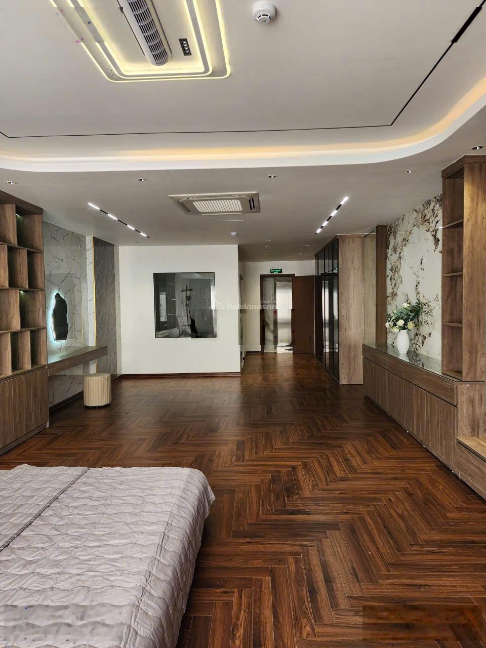 Cần bán nhà Phúc Đồng Long Biên Hà Nội