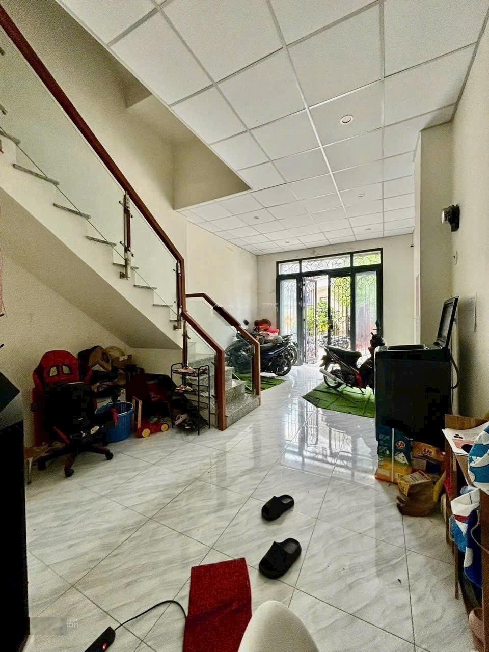 Nhỉnh 6 tỷ nhà 4 lầu, 7 phòng cho thuê 22tr/th, khu Bảo Minh gần trường Đại Học Nguyễn Tất Thành