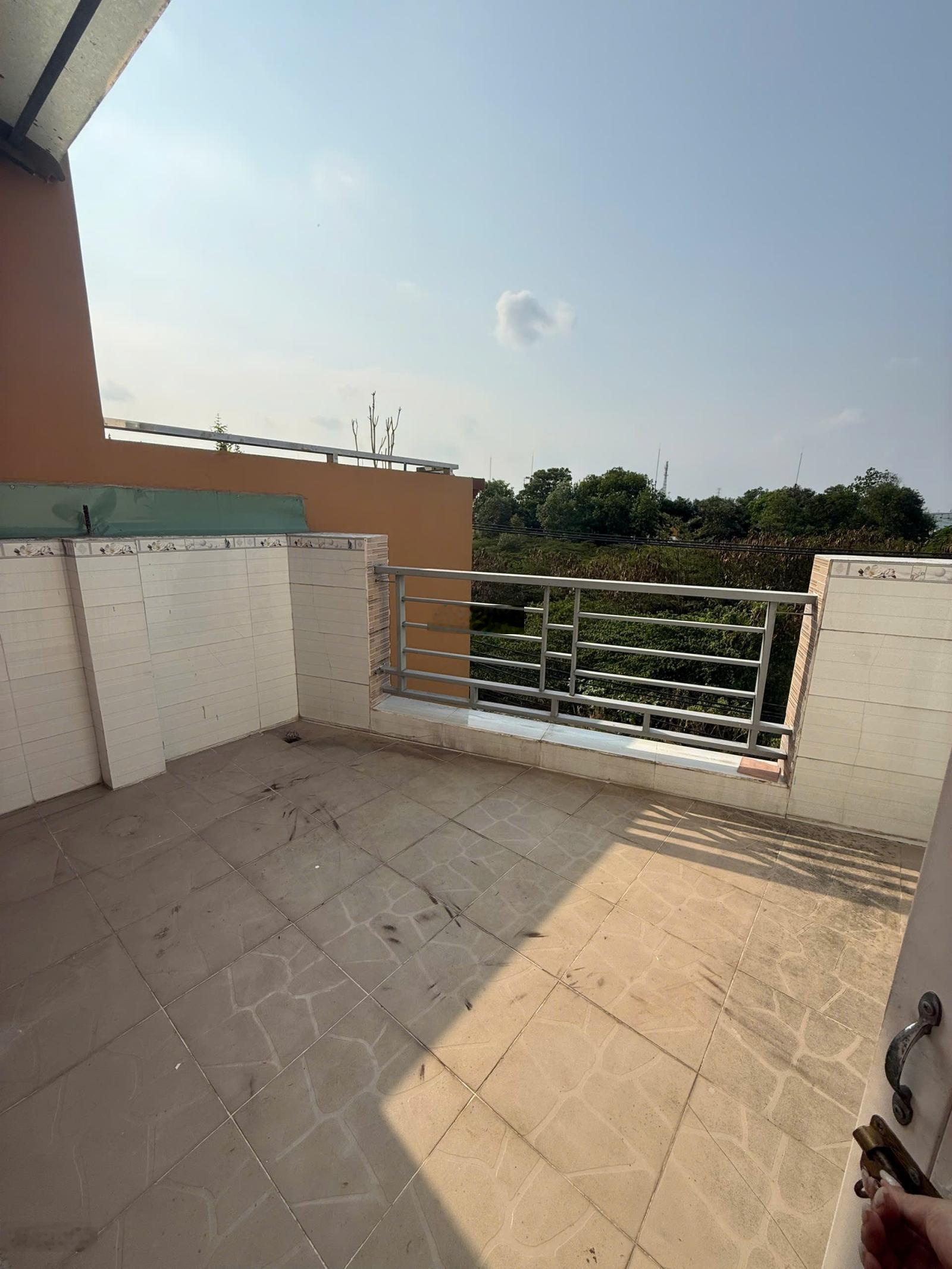 Chính chủ cho thuê nhà nguyên căn MT đường Số 21, 3PN - 2WC, nhà 1 trệt 2 lầu, ở ngay được