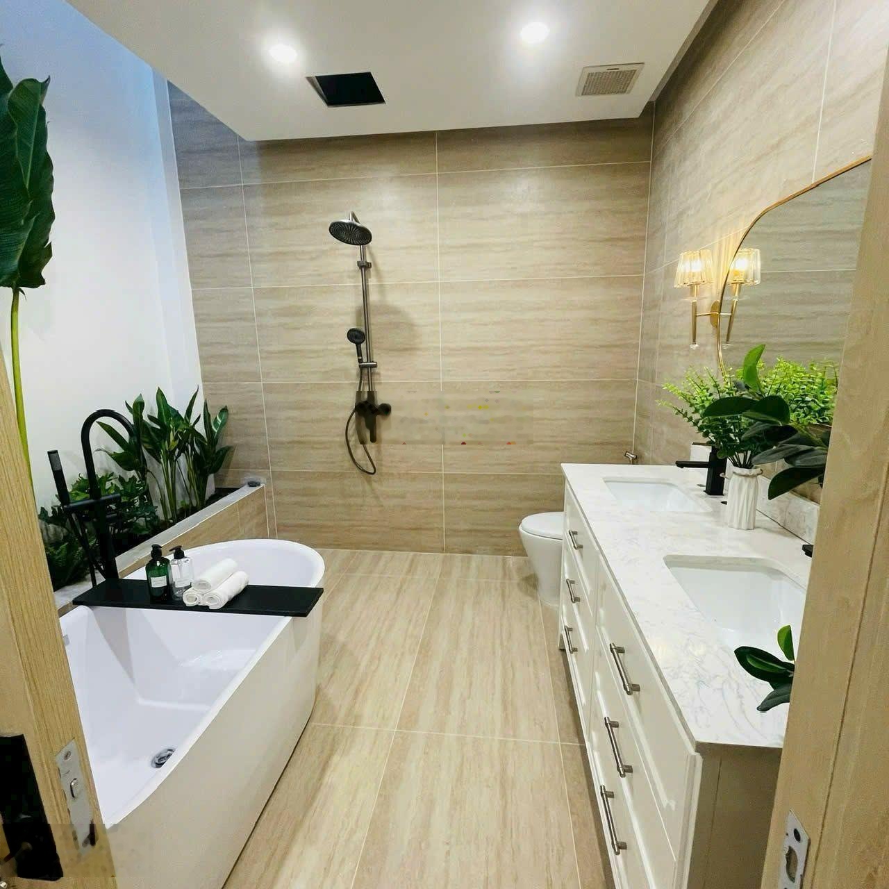 Villa mini sân vườn hiện đại thiết kế đẹp như resort-xuân thới sơn- bà điểm -giá 8.8tỷ tl