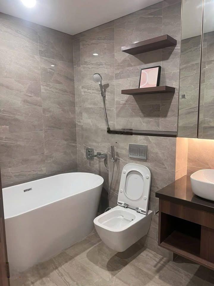 Hot! Giá chạm đáy 2,1 tỷ 46m2 2PN 2WC Nguyễn Thượng Hiền sổ riêng hỗ trợ vay bank mới ở liền