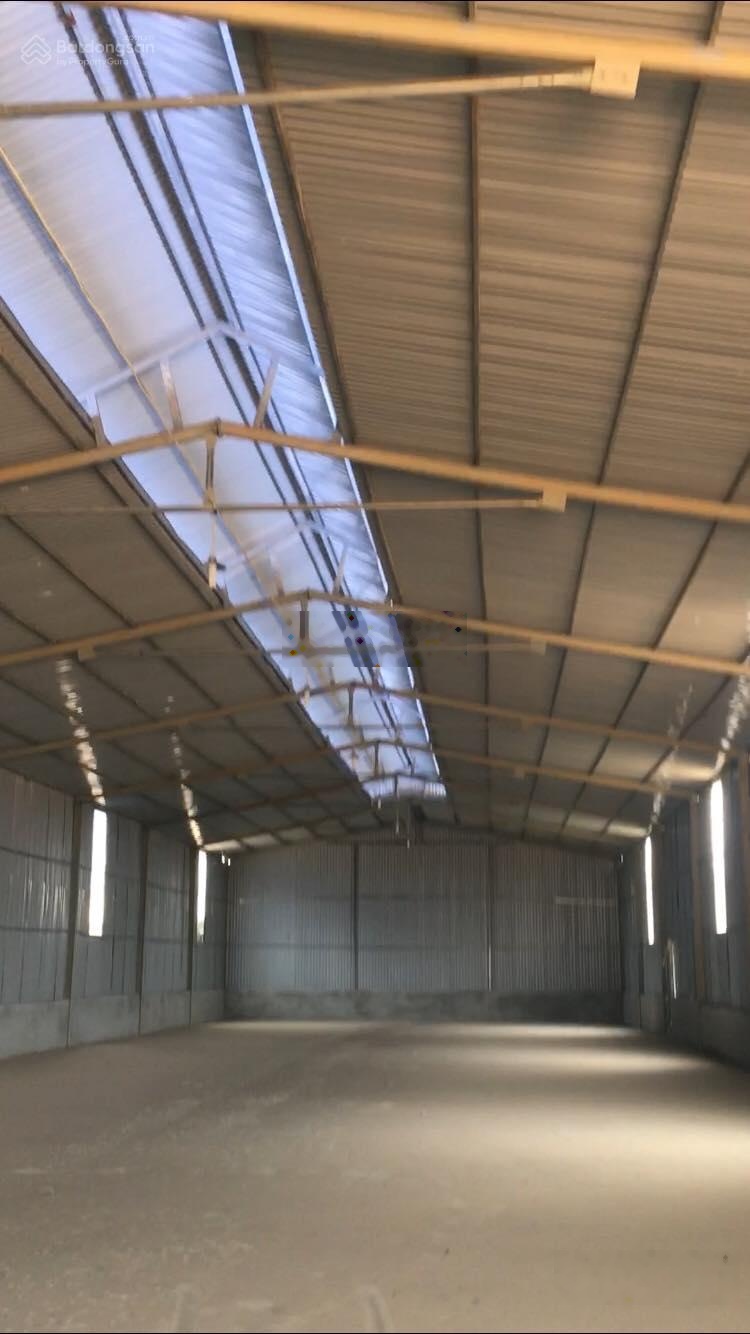 Hàng hiếm, tổng kho 2345m2 chia nhỏ linh hoạt diện tích từ 100m-200m-666m-1364m (ưu tiên thuê cả)