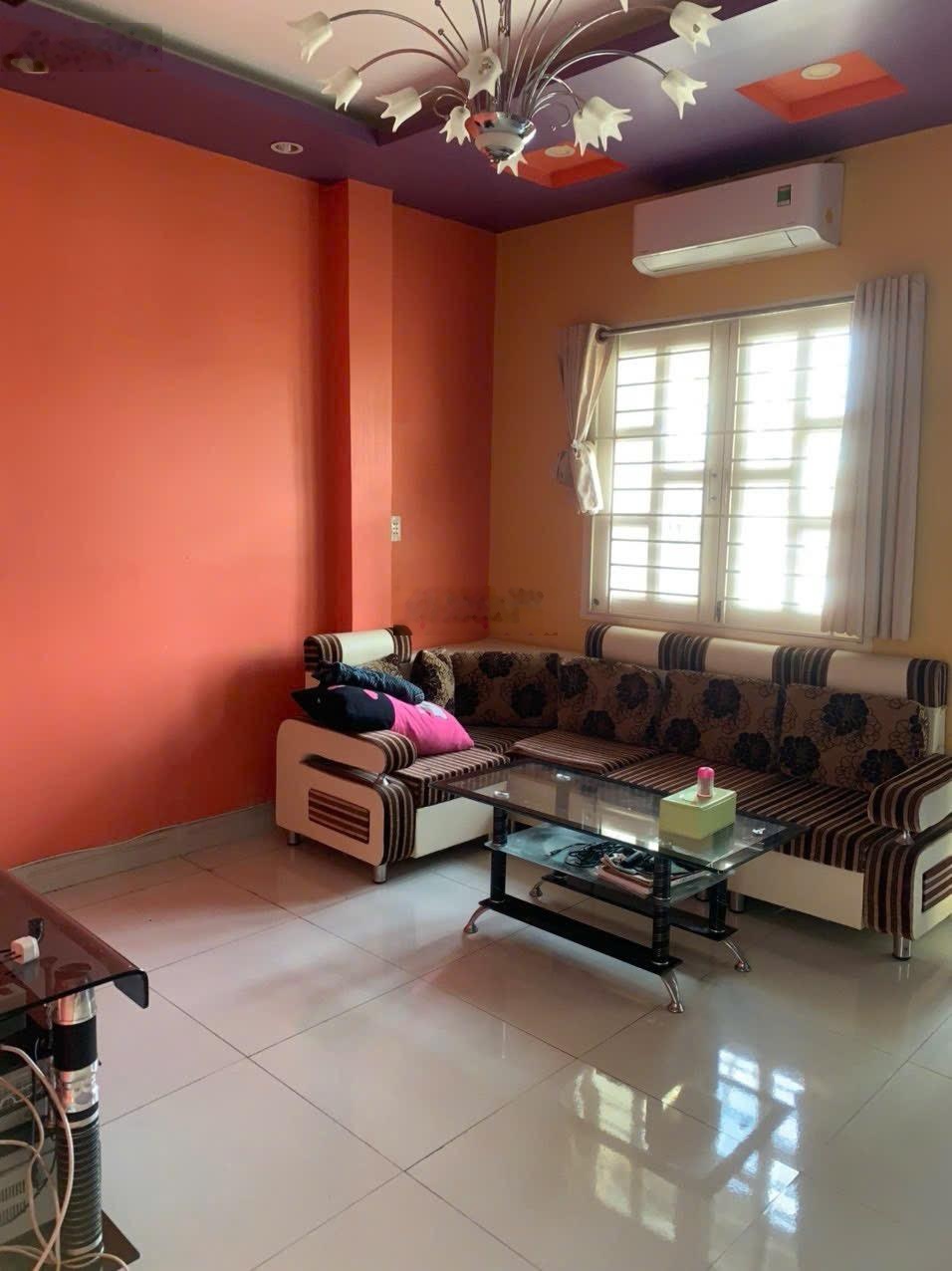 Nhà mặt tiền kinh doanh sầm uất Đường Số 11, DT: 4x14m, Trệt 2 Lầu Sân Thượng Giá: 12tỷ TL