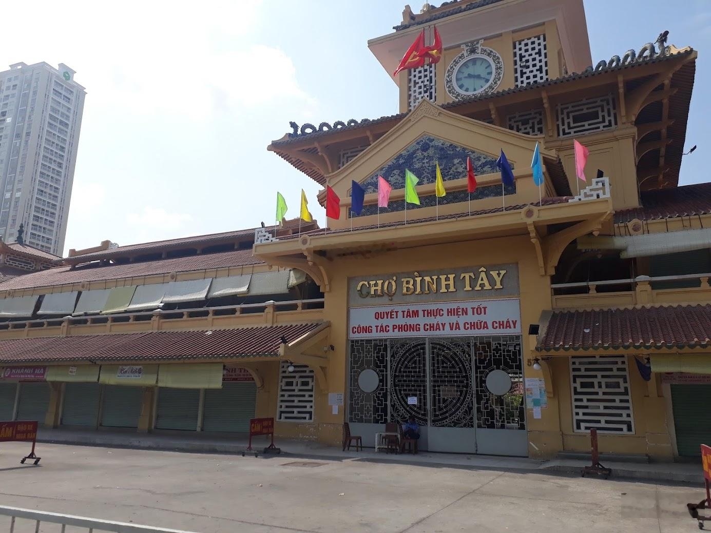 Bán vị trí kd mt chợ bình tây. đường chu văn an.p2.q6. giá 19 tỷ.