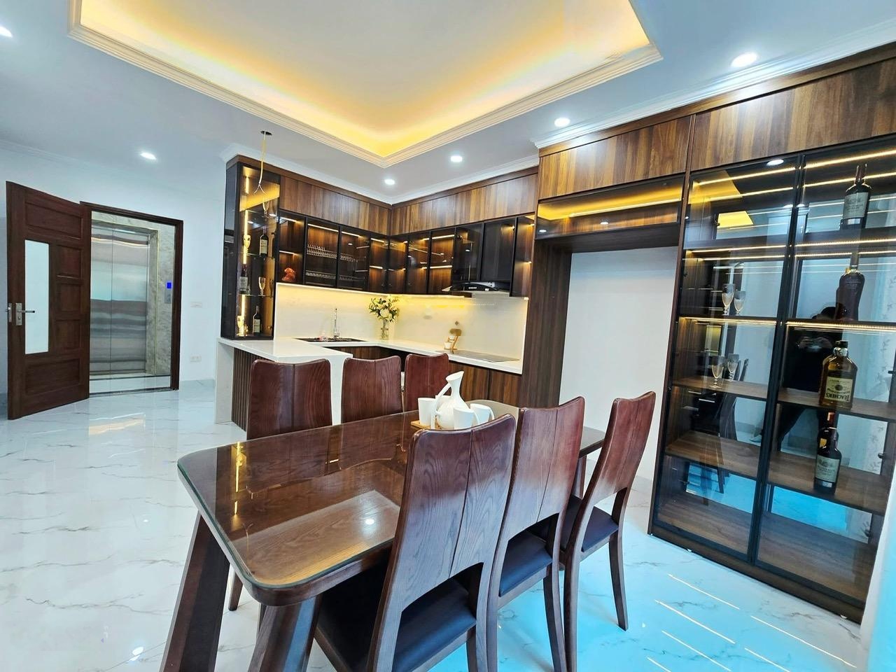 cho thuê cả nhà ngõ 58 đào tấn,ba đình,hà nội, dt 45m2 x 3 tầng,ngõ oto,giá 20tr/tháng